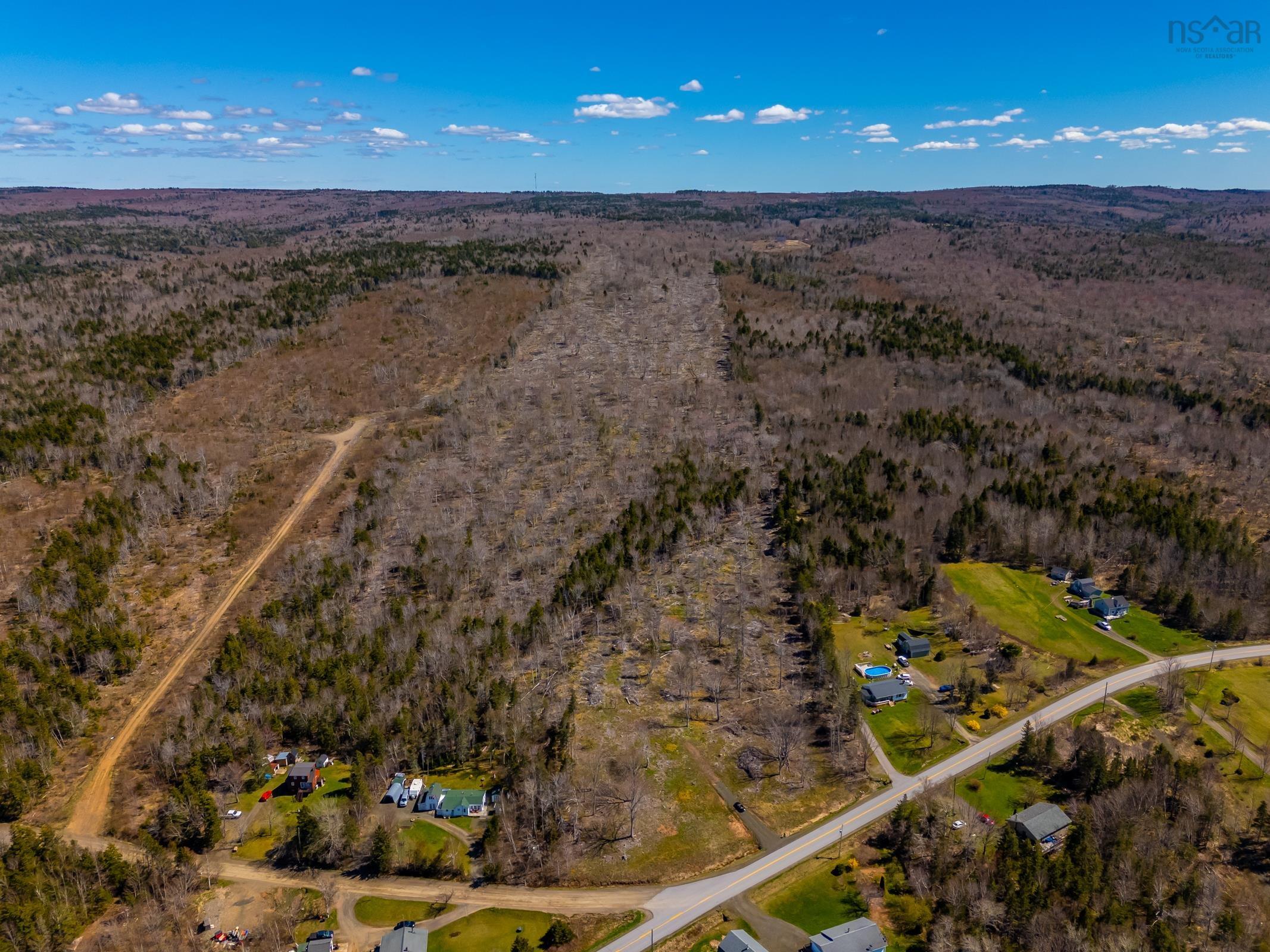 $140,000.00: Shore Road West, Youngs Cove