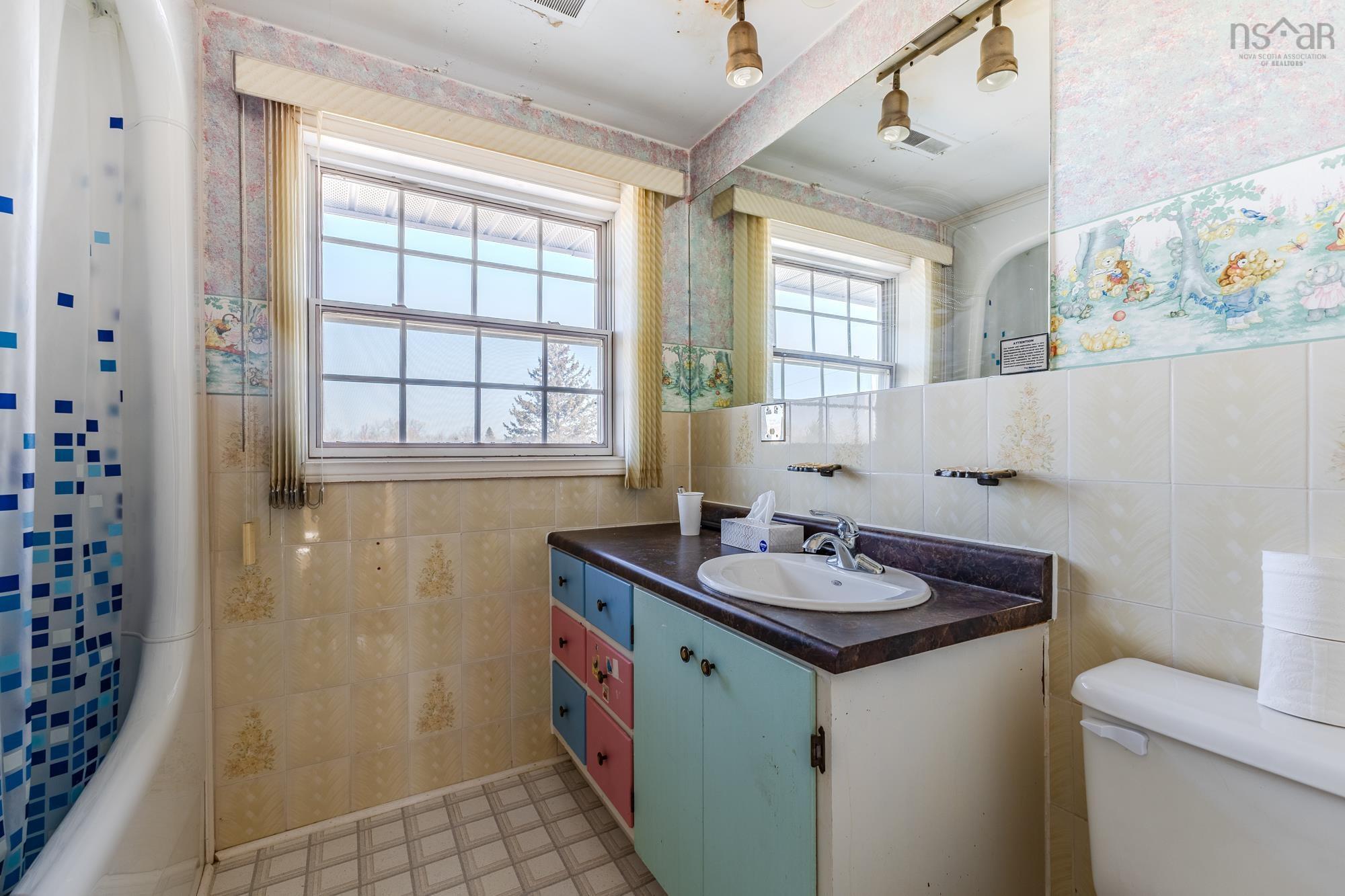 $599,900.00: 337 College Road, Bible Hill