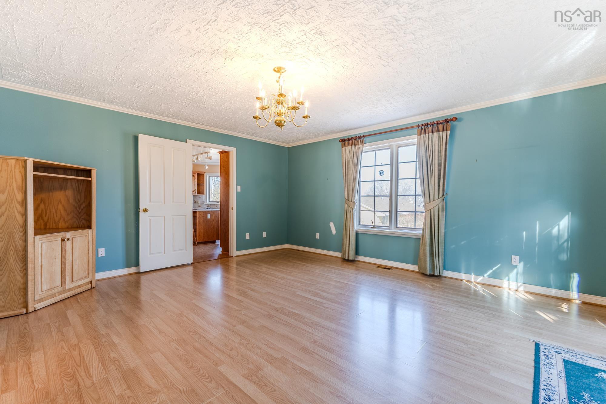 $599,900.00: 337 College Road, Bible Hill