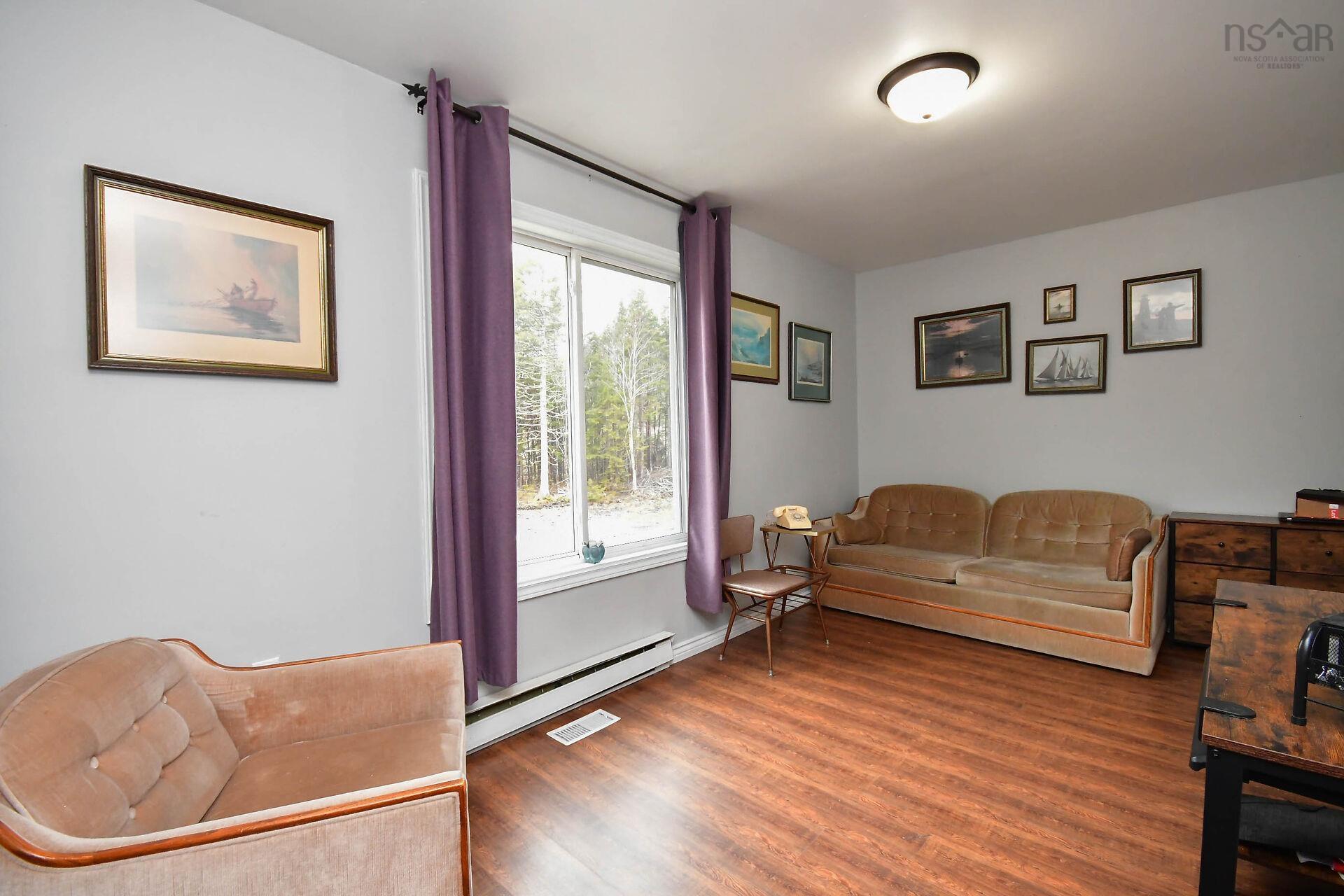 $499,900.00: 2732 Sackville Drive, Upper Sackville