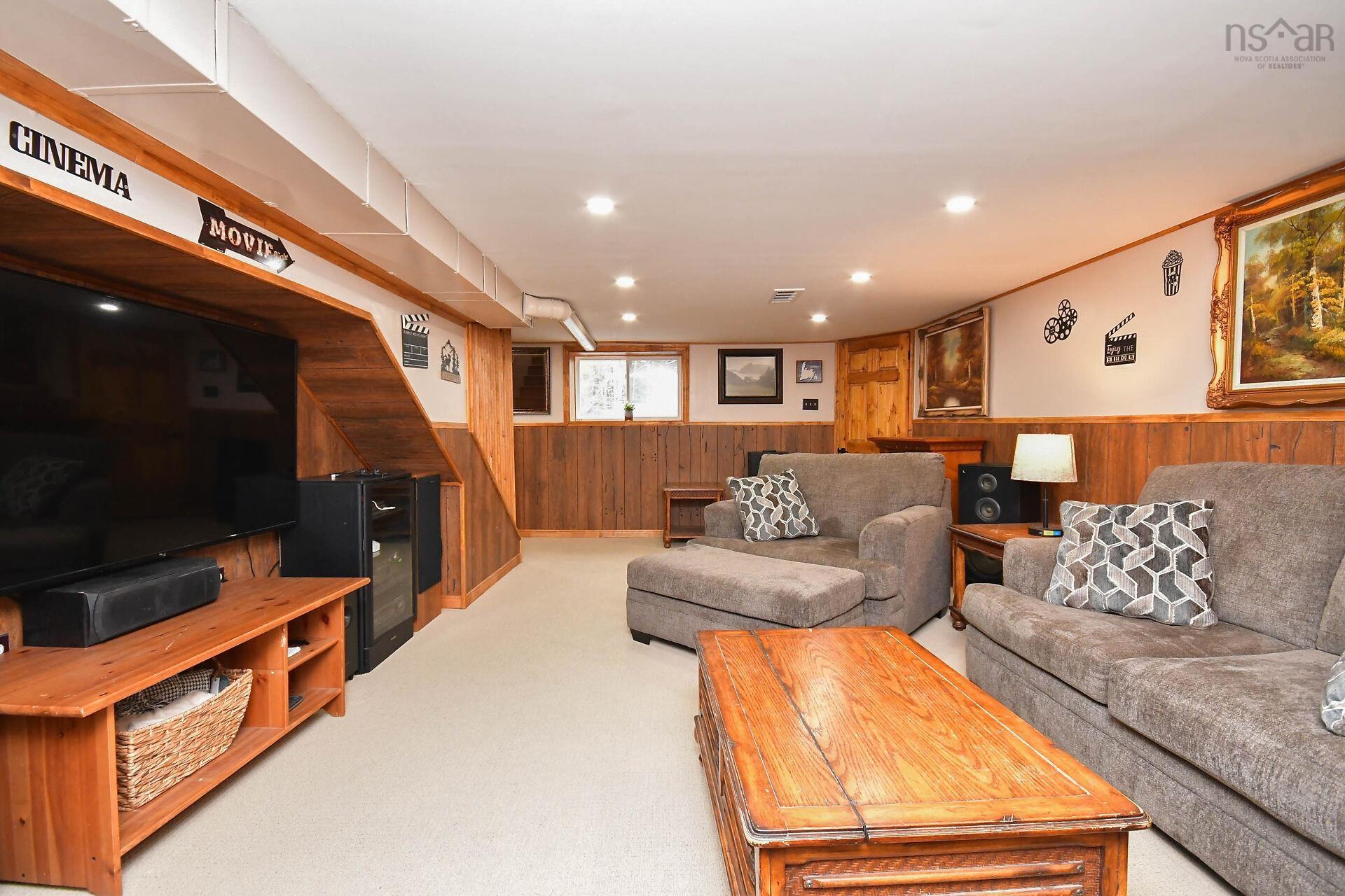$499,900.00: 2732 Sackville Drive, Upper Sackville