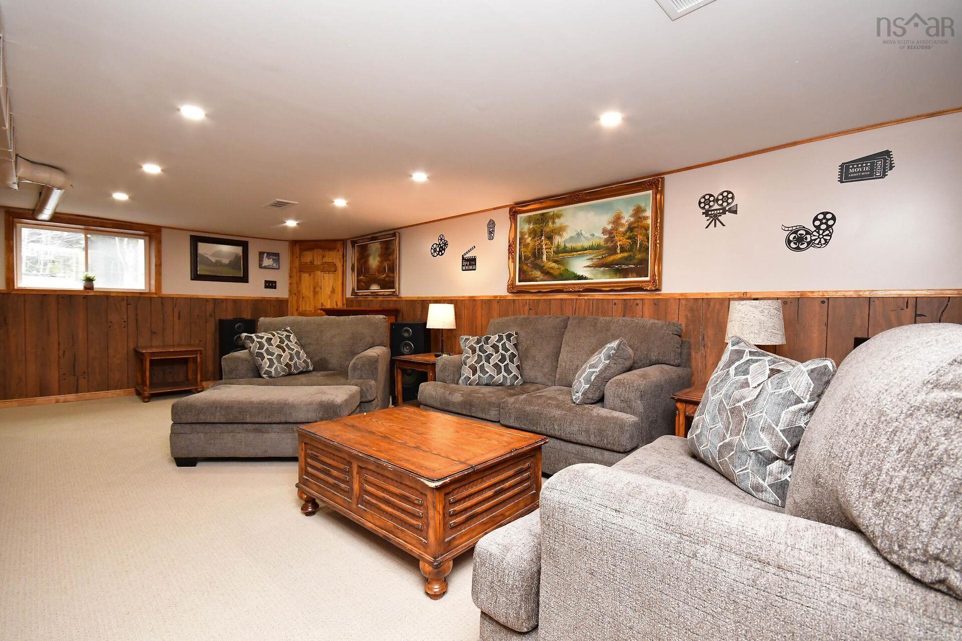 $499,900.00: 2732 Sackville Drive, Upper Sackville
