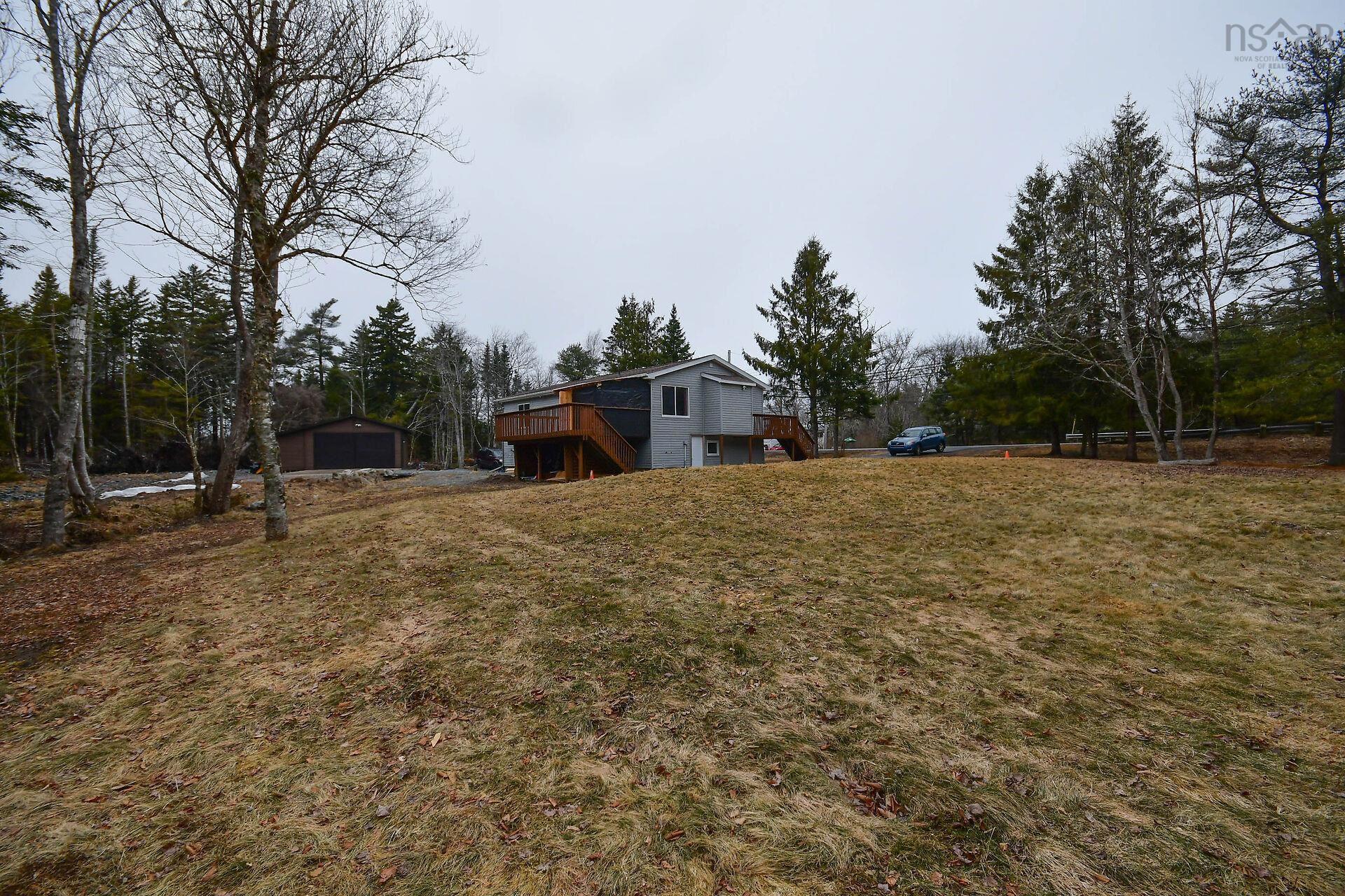$499,900.00: 2732 Sackville Drive, Upper Sackville