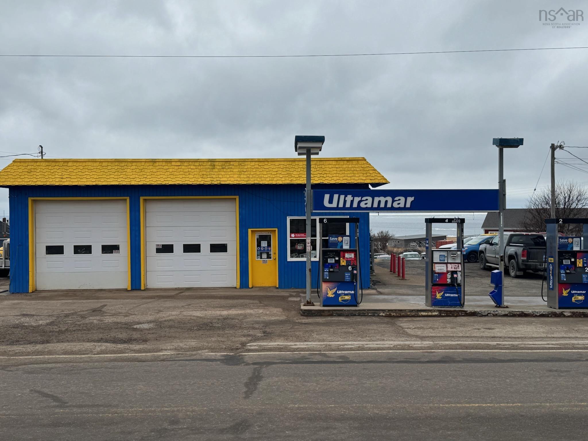 $650,000.00: 15885 Central Avenue, Inverness