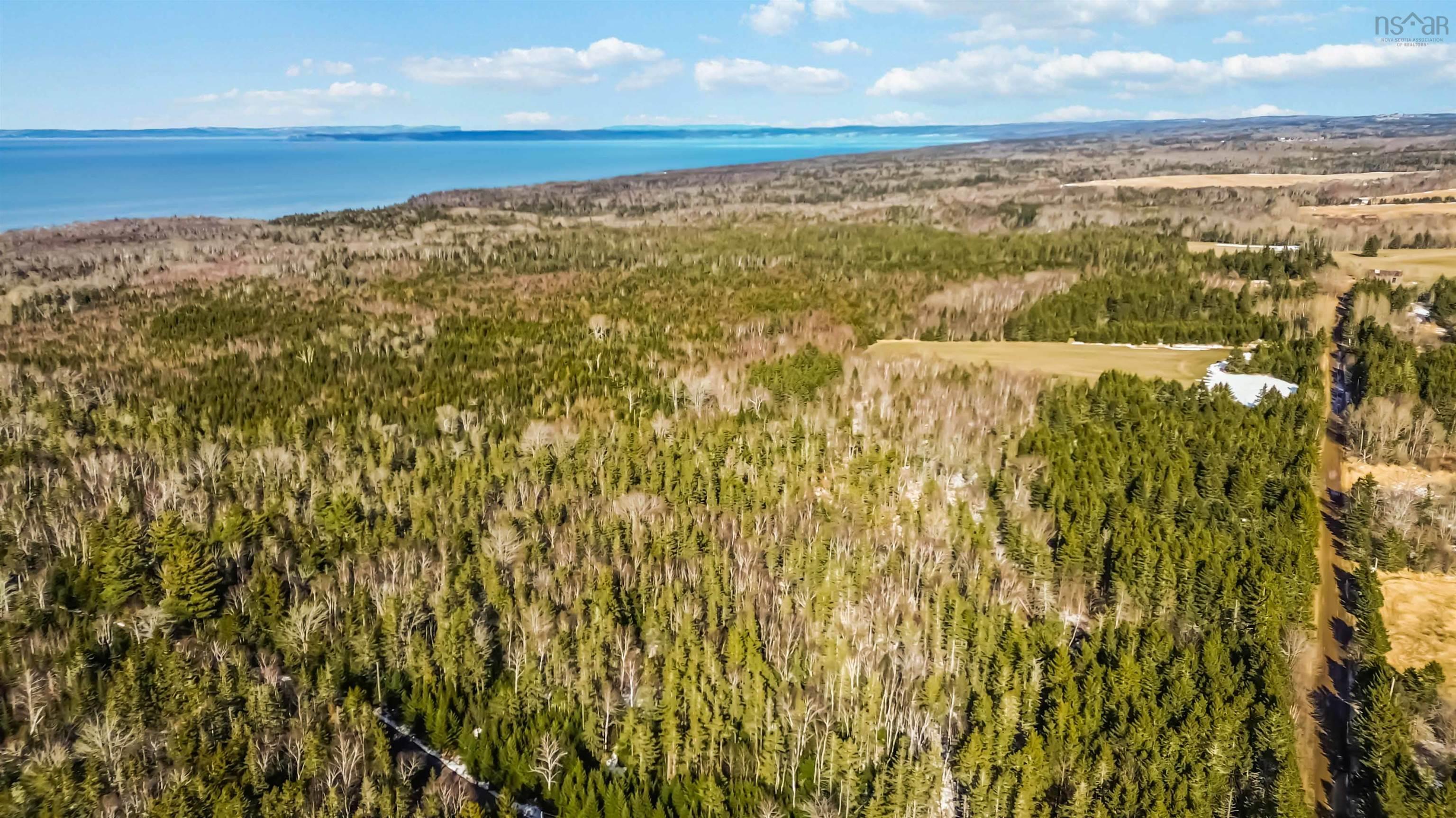 $785,000.00: Al Bennett Road, Halls Harbour
