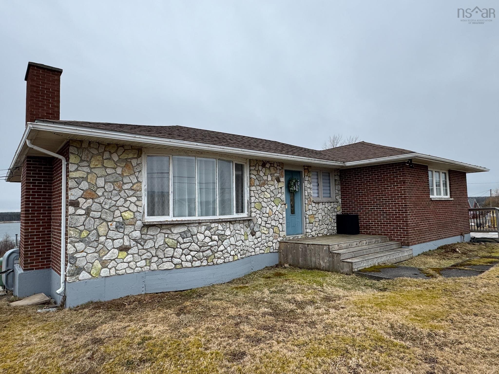 $369,000.00: 389 Highway 320, Louisdale