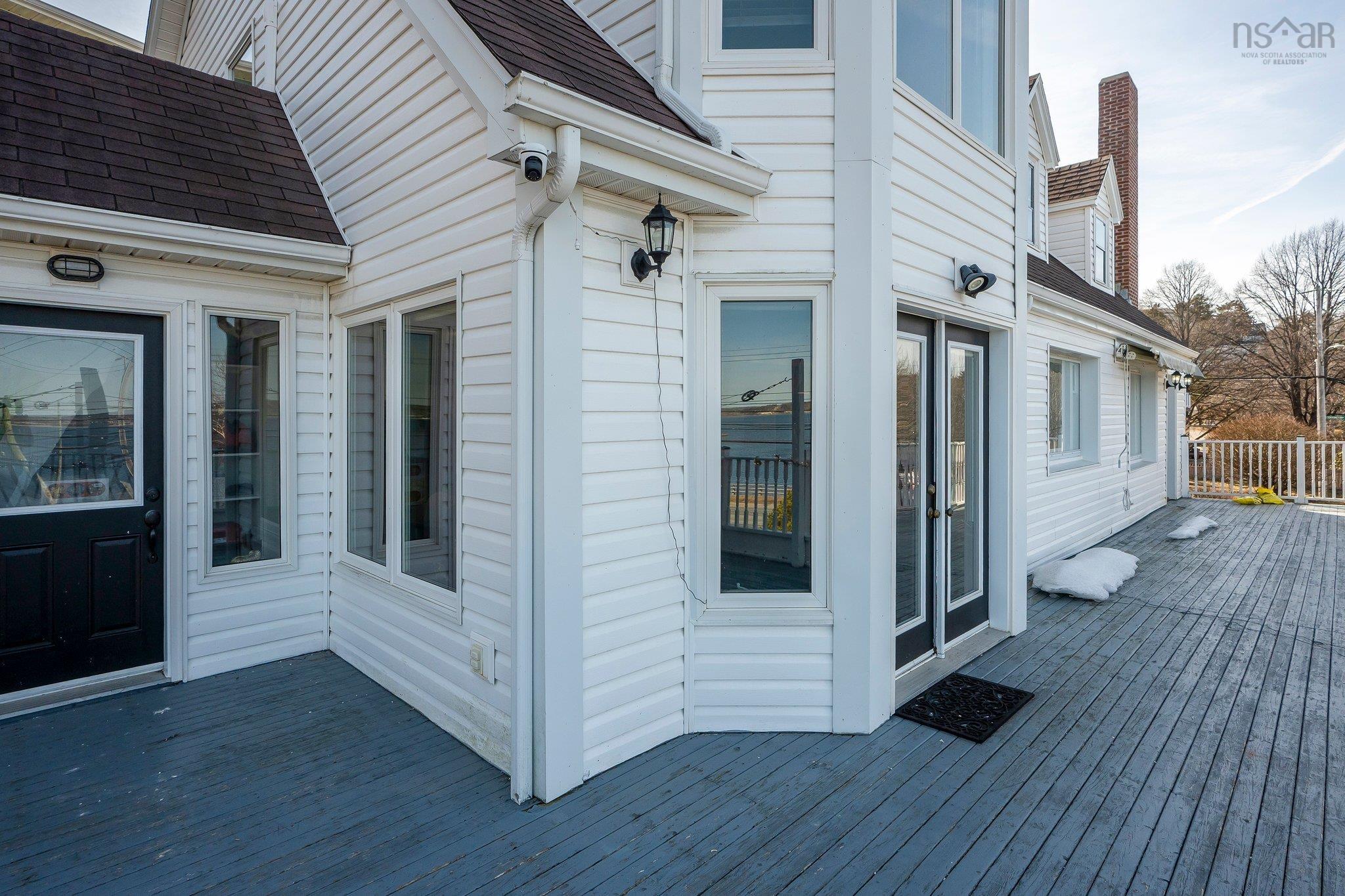 $899,900.00: 2 Torrington Drive, Halifax