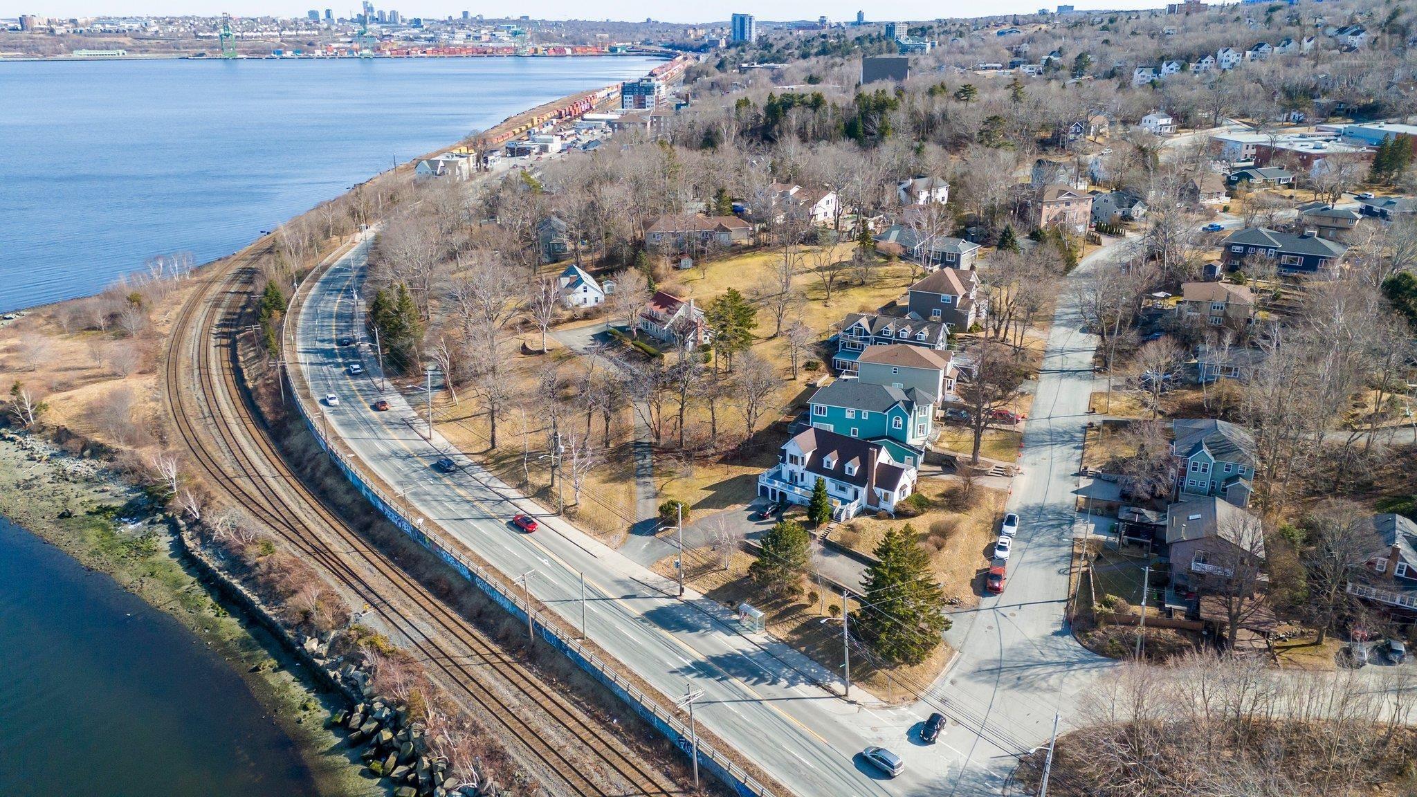 $899,900.00: 2 Torrington Drive, Halifax