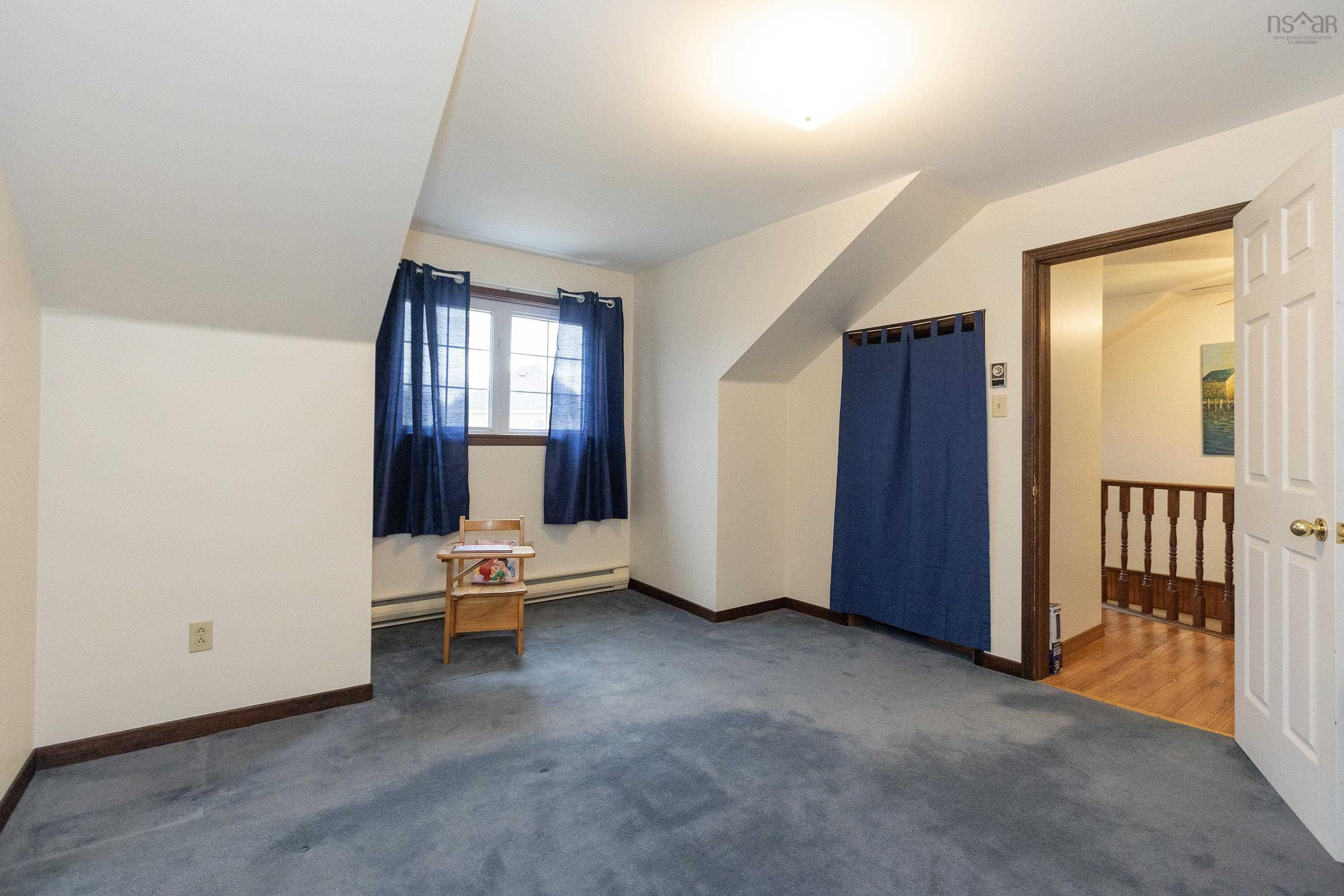 $449,900.00: 6 Arlington Avenue, Amherst