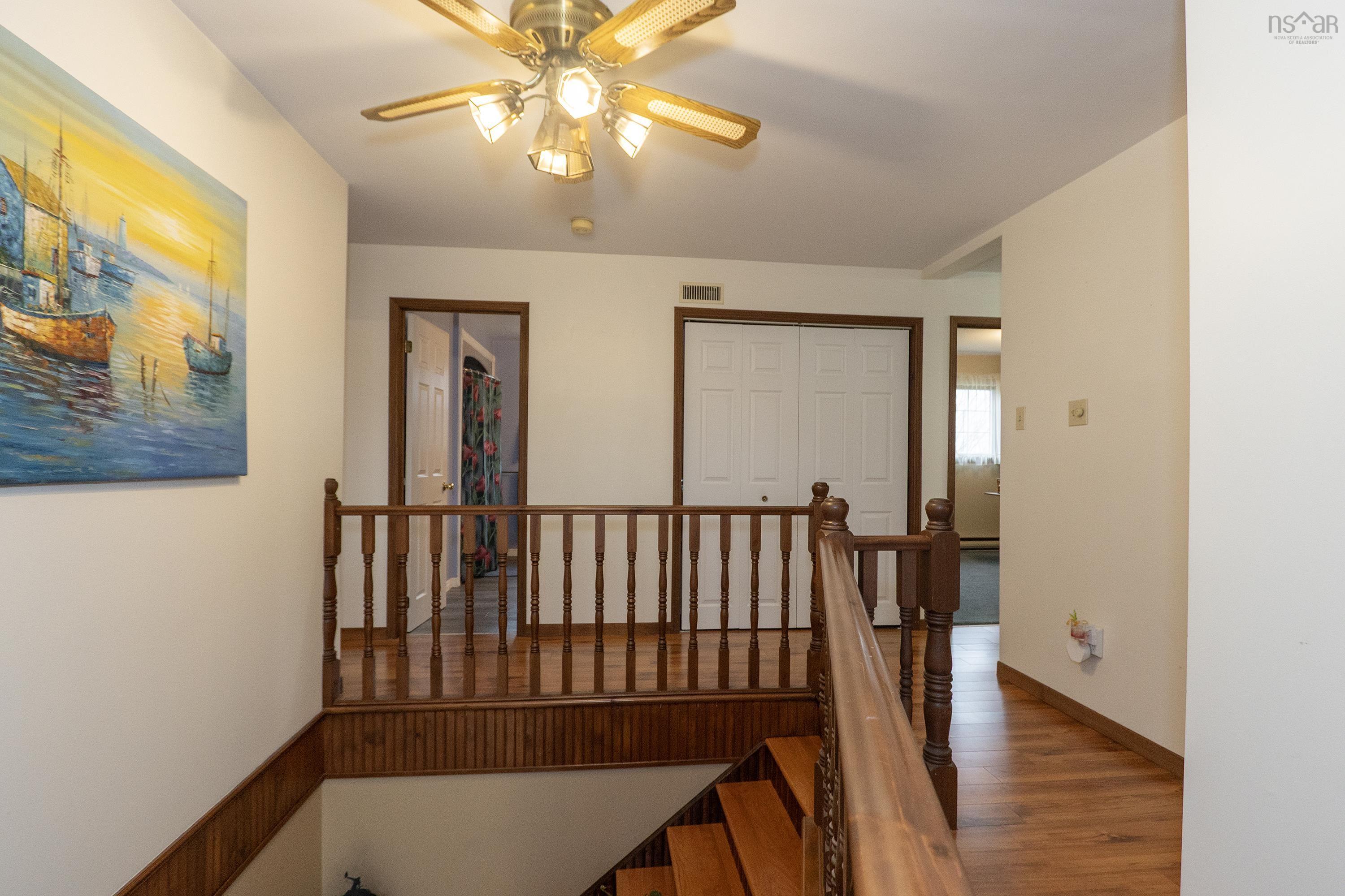 $449,900.00: 6 Arlington Avenue, Amherst