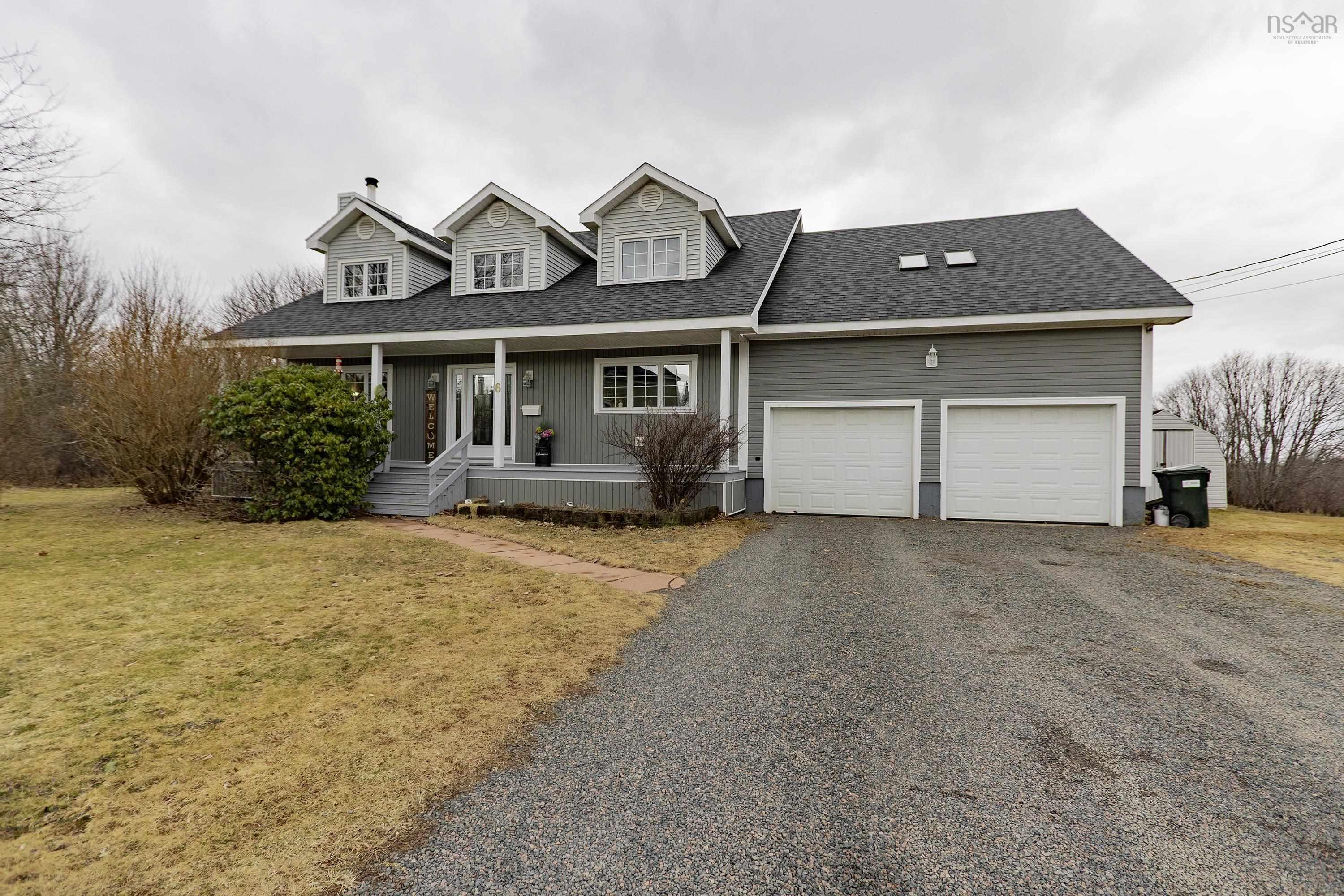 $449,900.00: 6 Arlington Avenue, Amherst