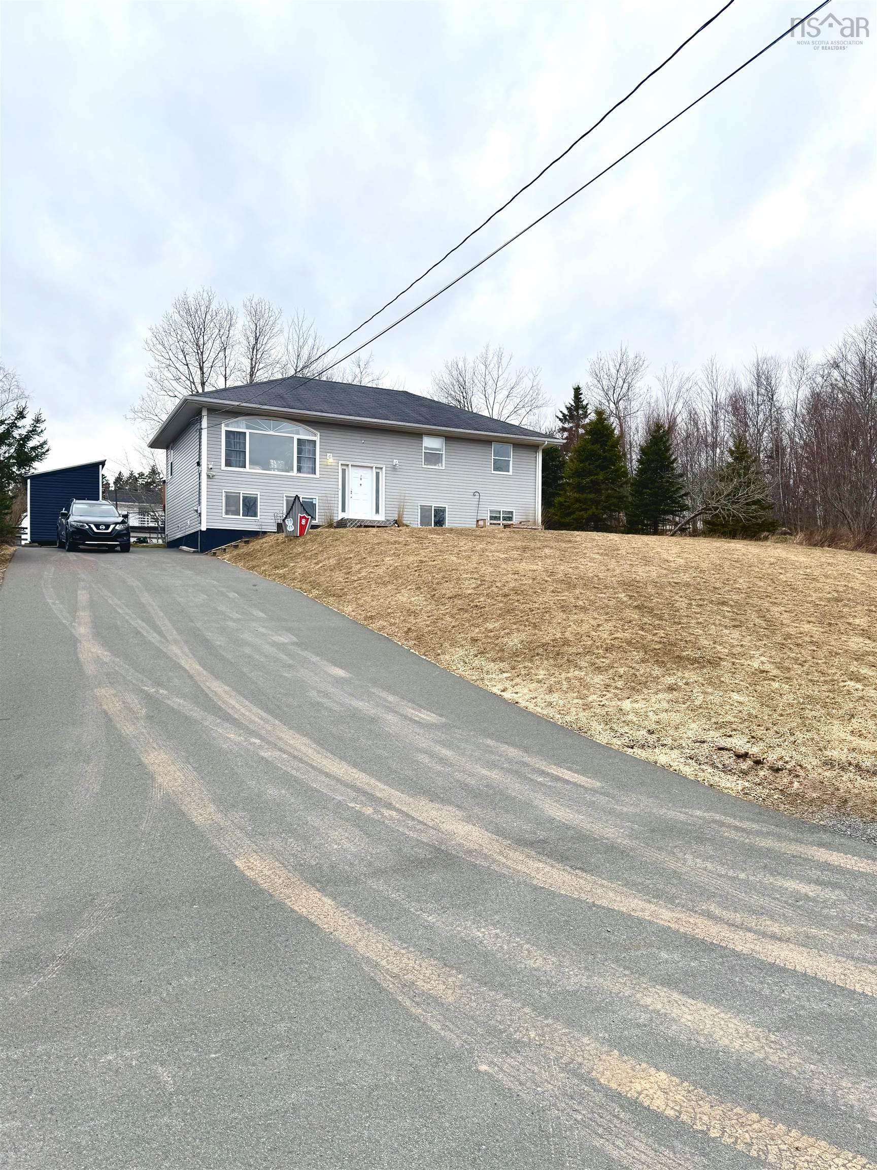 $409,000.00: 2 Roslindale Drive, Truro Heights