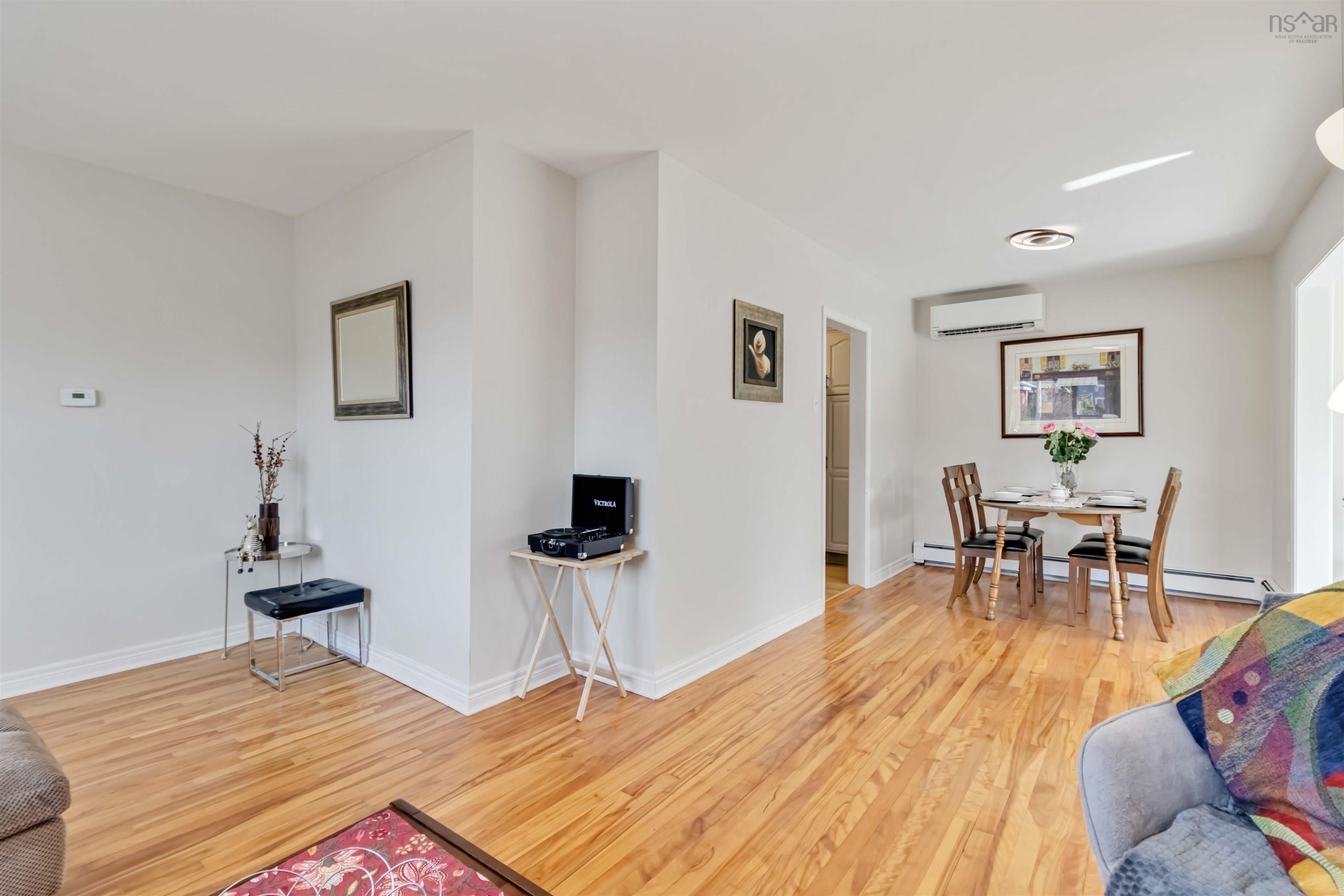 $499,000.00: 4 Kenwood Avenue, Hammonds Plains
