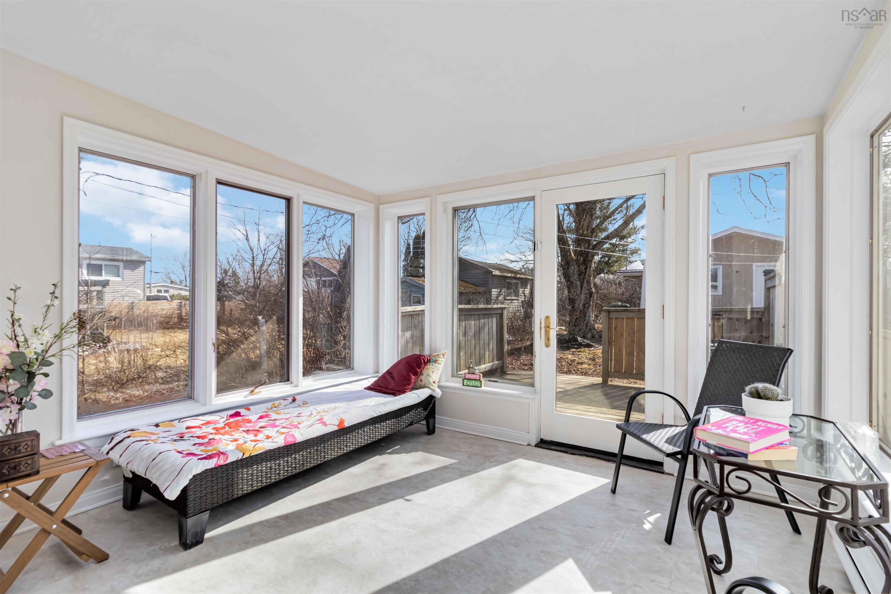$499,000.00: 4 Kenwood Avenue, Hammonds Plains