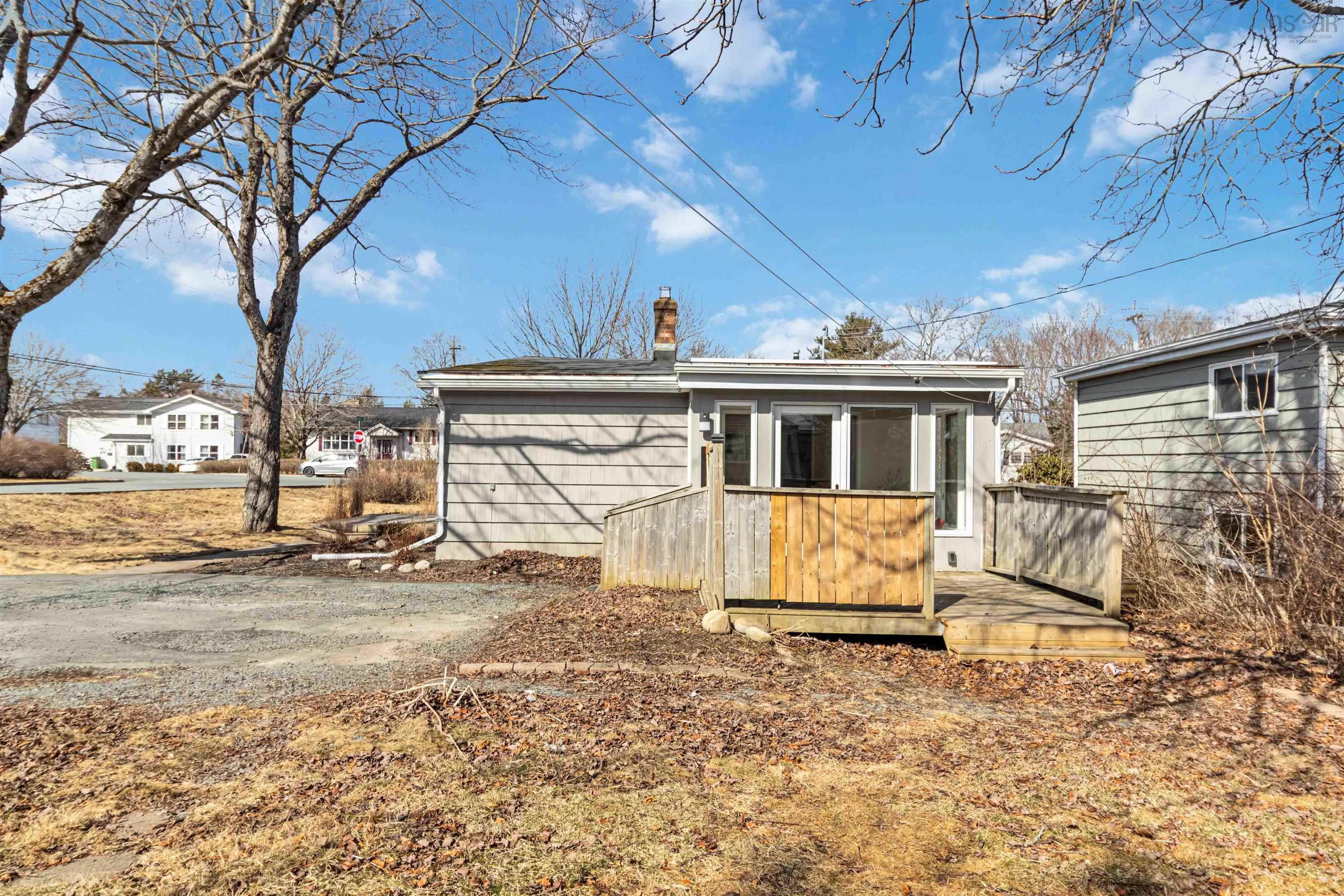 $499,000.00: 4 Kenwood Avenue, Hammonds Plains