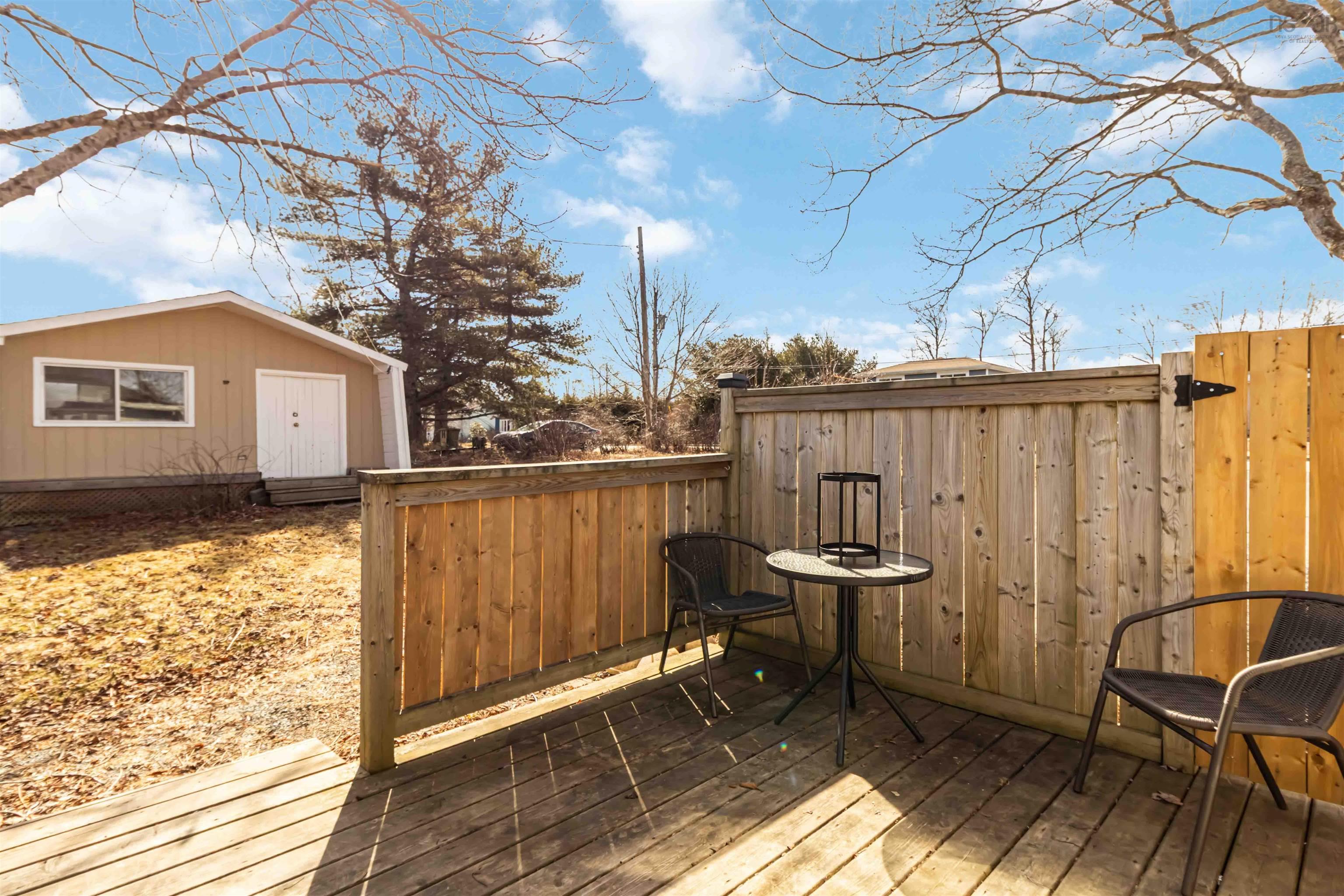 $499,000.00: 4 Kenwood Avenue, Hammonds Plains