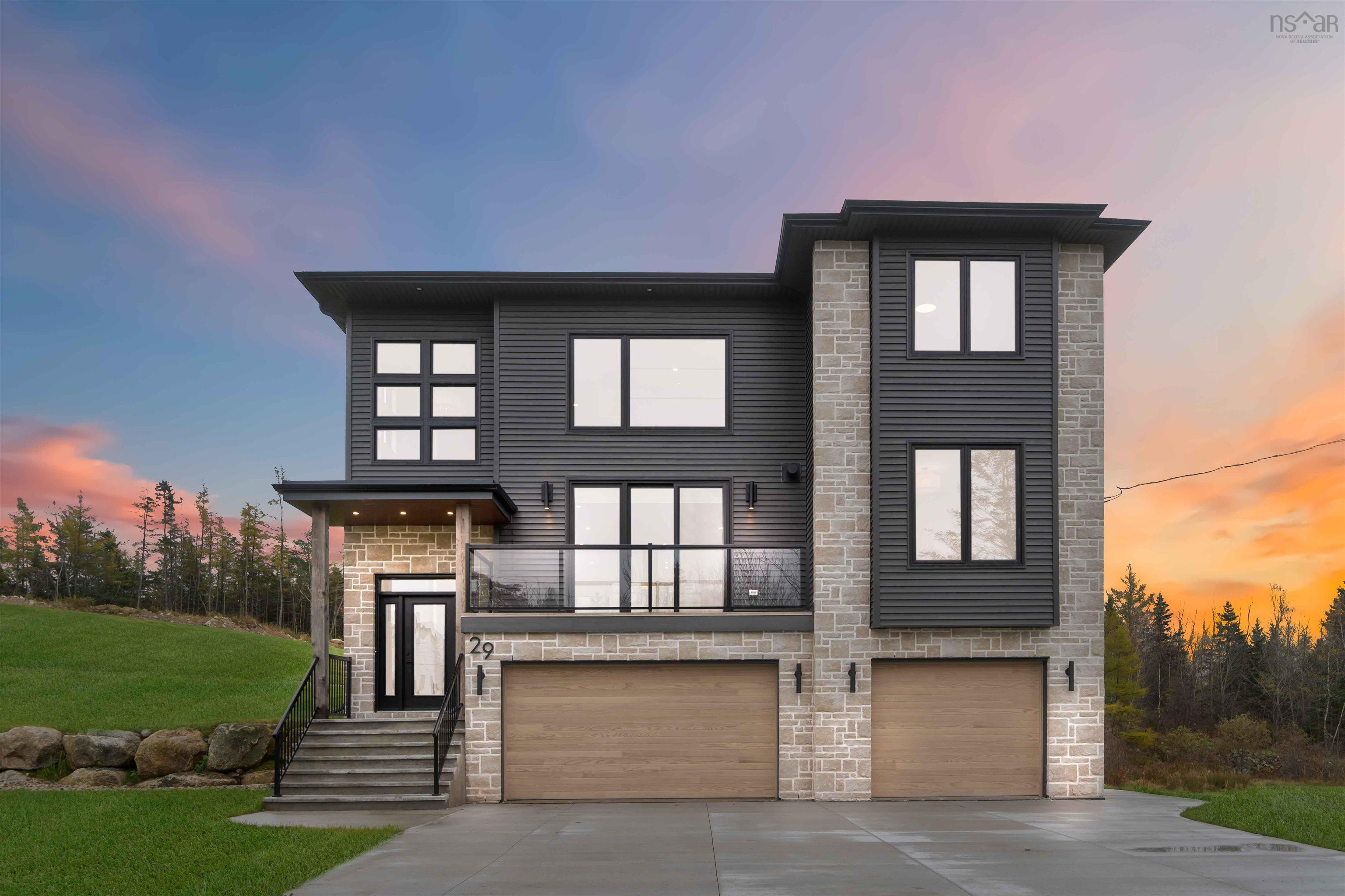 $1,249,000.00: 29 Adelchi Court, Montague Gold Mines