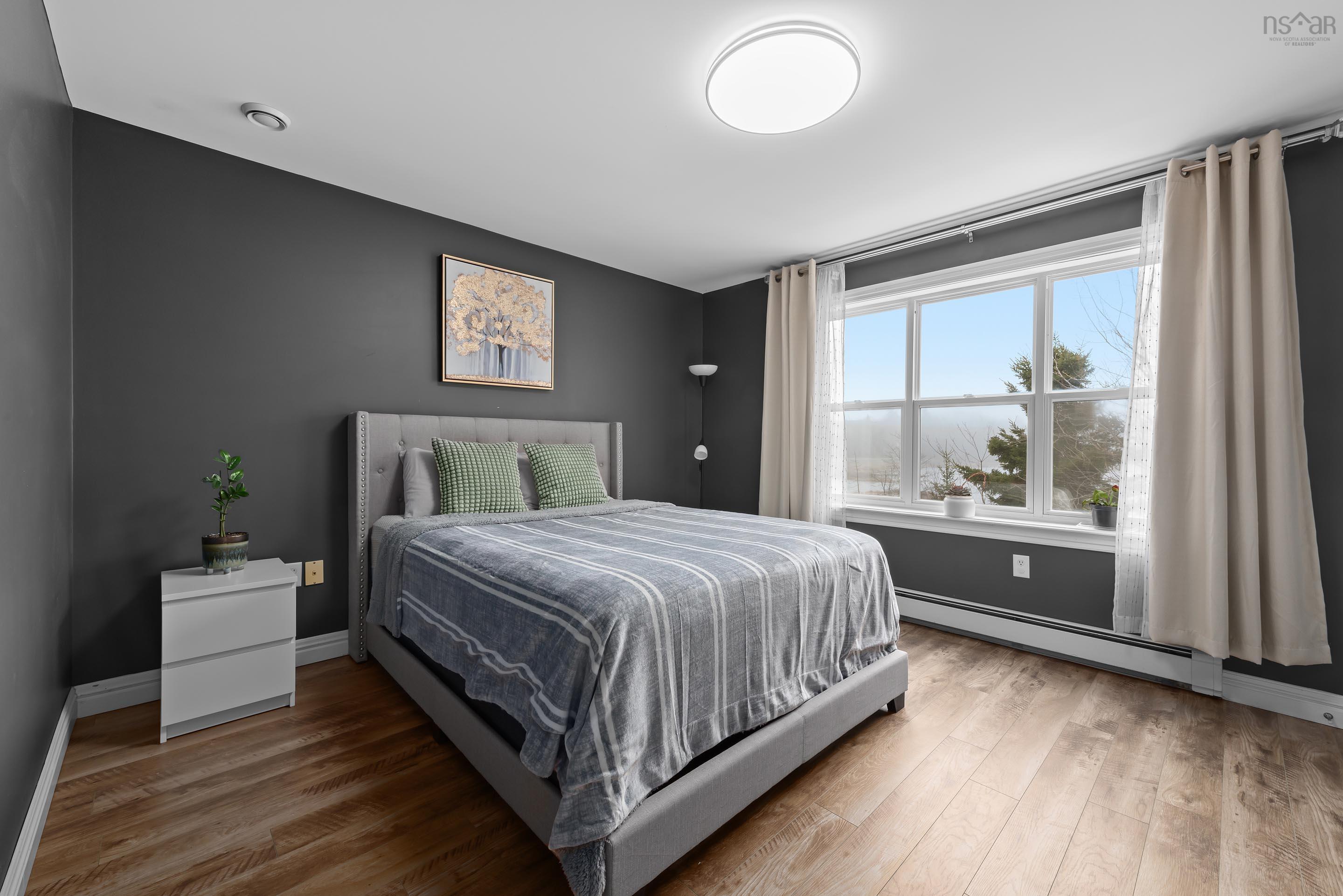 $645,000.00: 21 Red Fern Terrace, Halifax