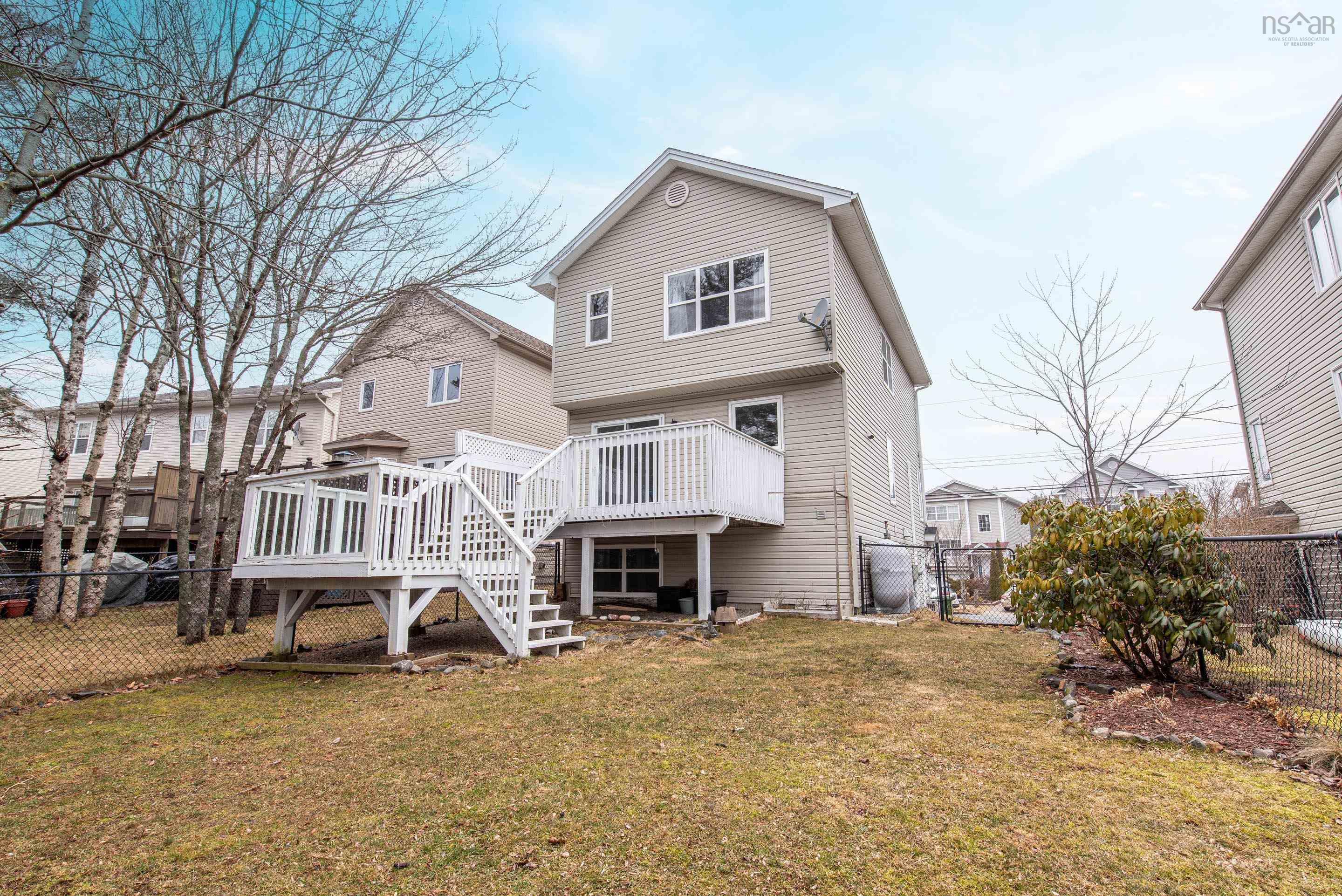 $645,000.00: 21 Red Fern Terrace, Halifax