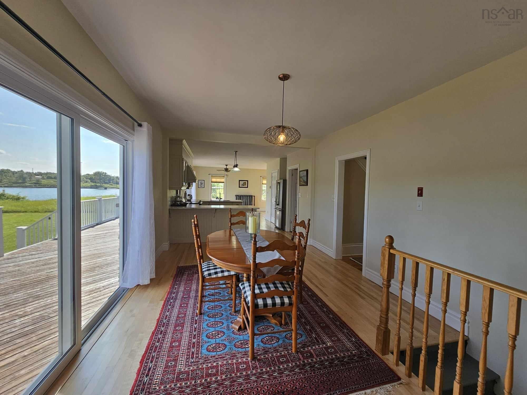 $599,000.00: 134 Sunrise Drive, Westmount
