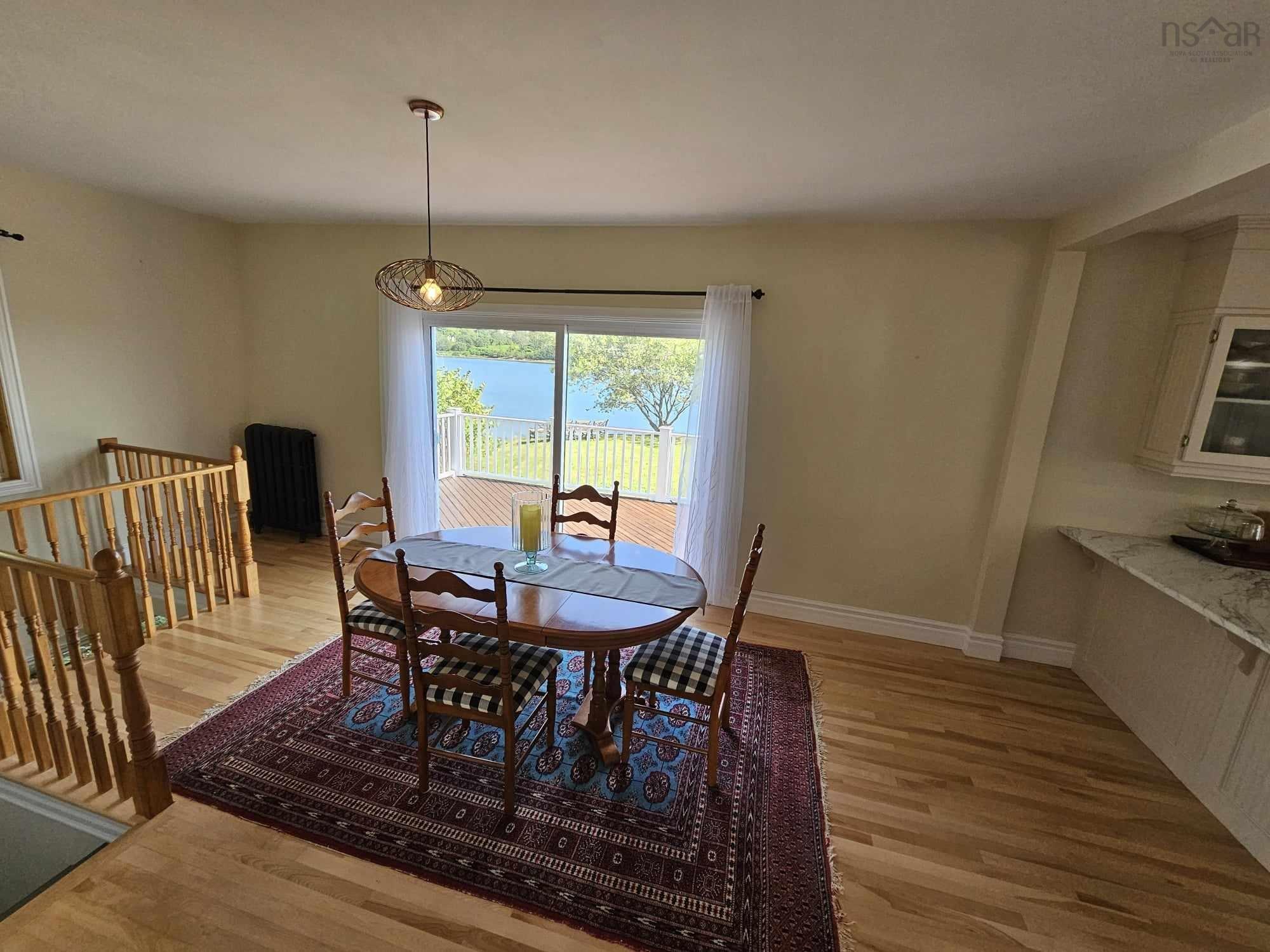 $599,000.00: 134 Sunrise Drive, Westmount