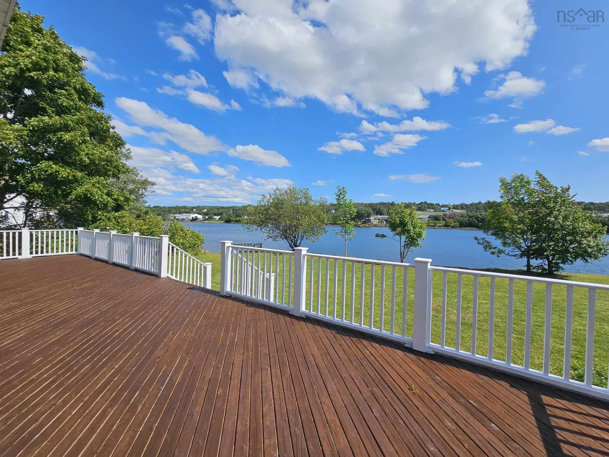 $599,000.00: 134 Sunrise Drive, Westmount