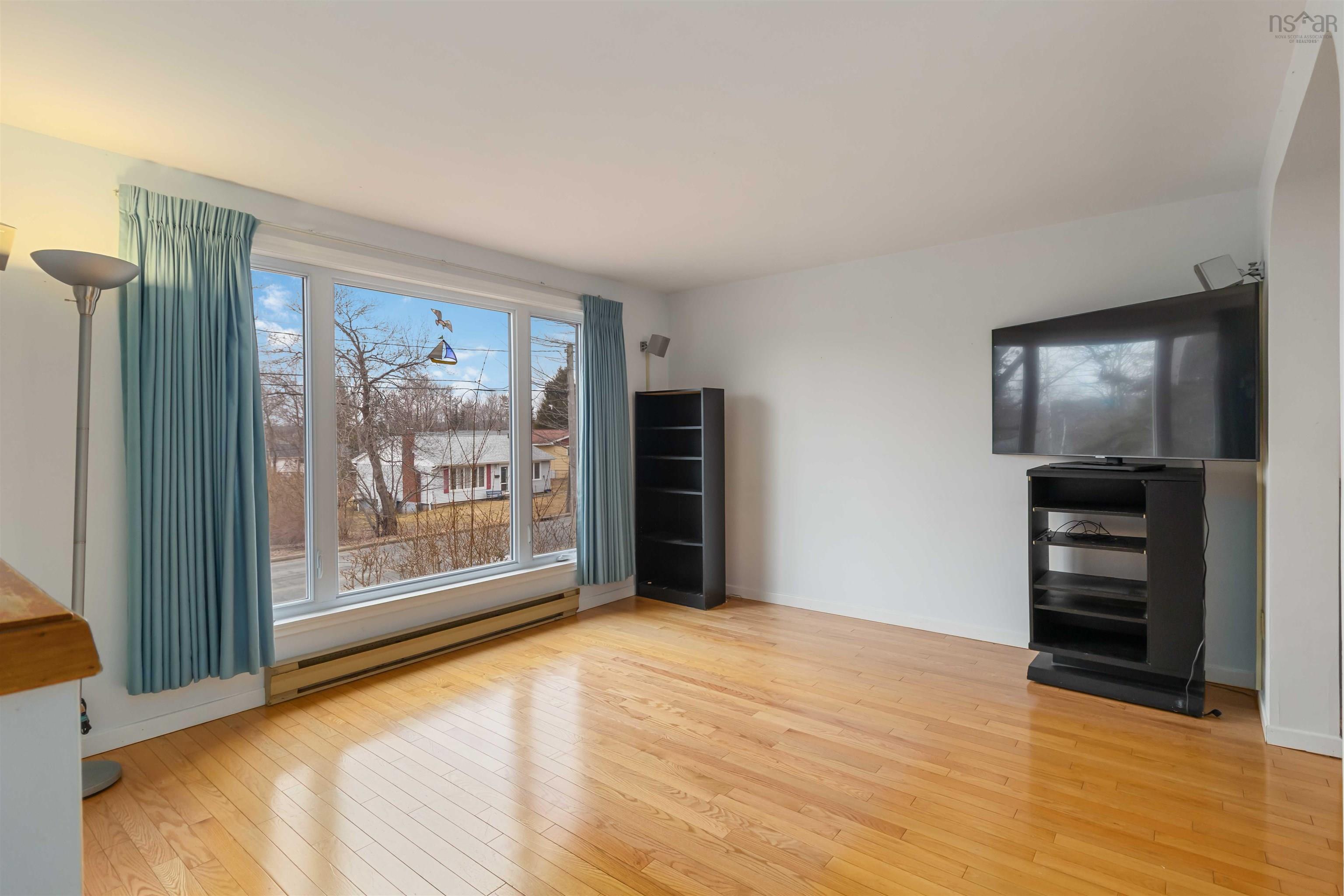 $509,900.00: 75 Hillside Avenue, Lower Sackville