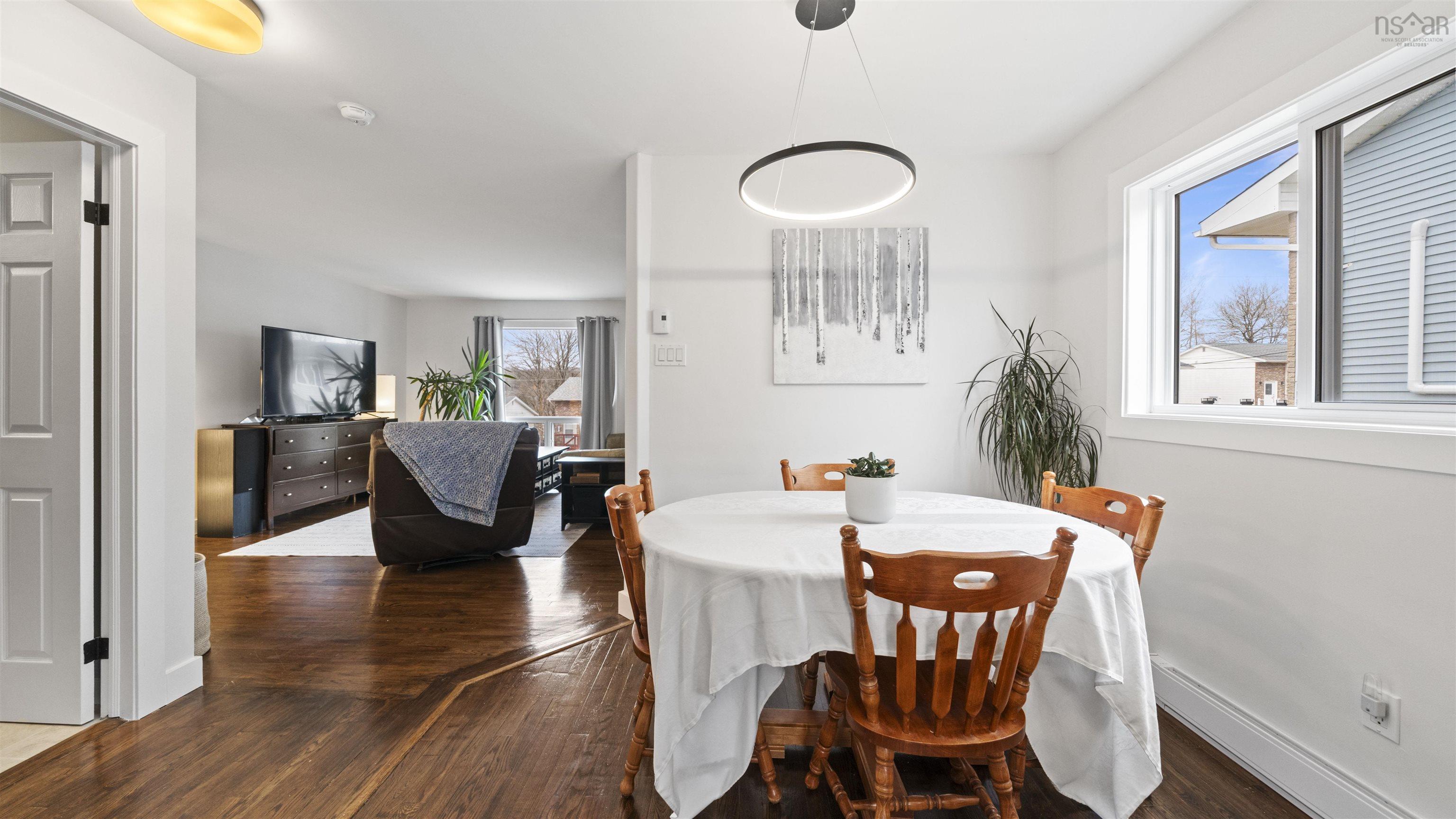 $399,900.00: 35 Sunnyvale Court, Lower Sackville