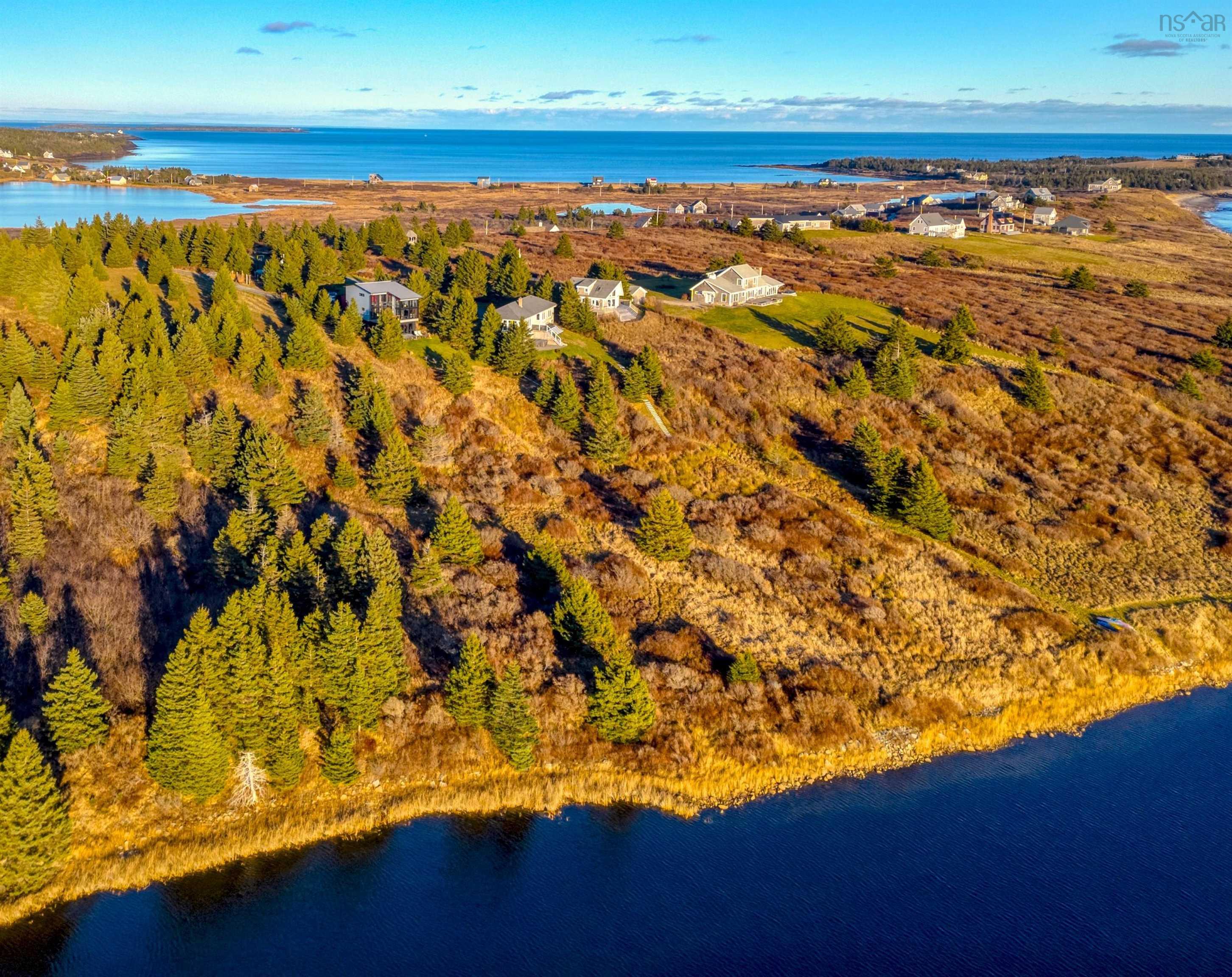 $1,550,000.00: 66 Beach Hill Road, Kingsburg