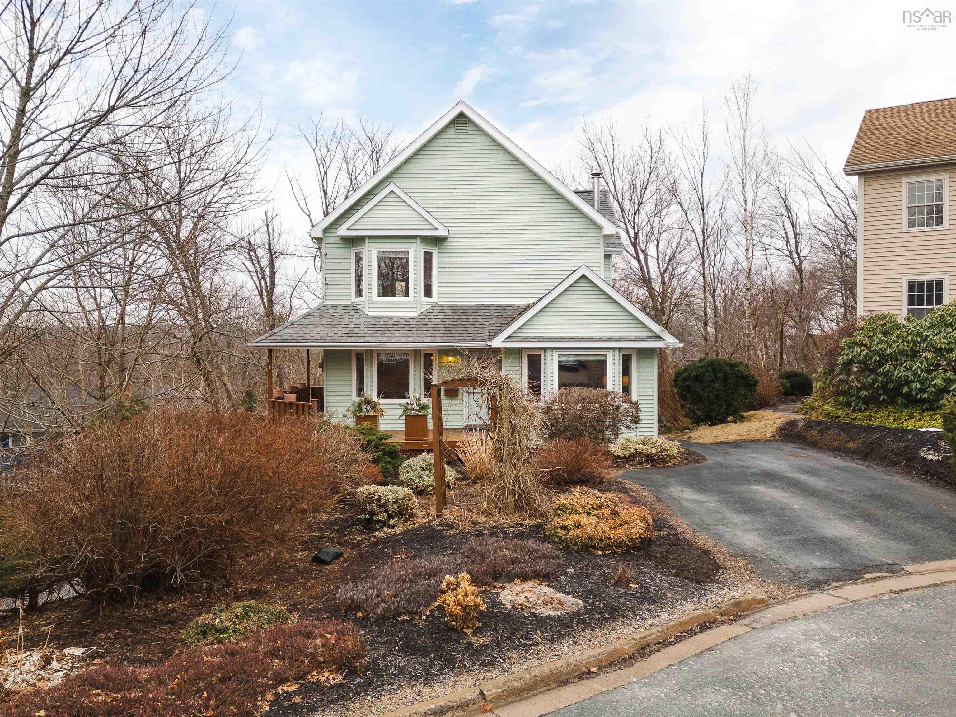 12 Mount Royal Court, Dartmouth, NS (MLS® 202505330)