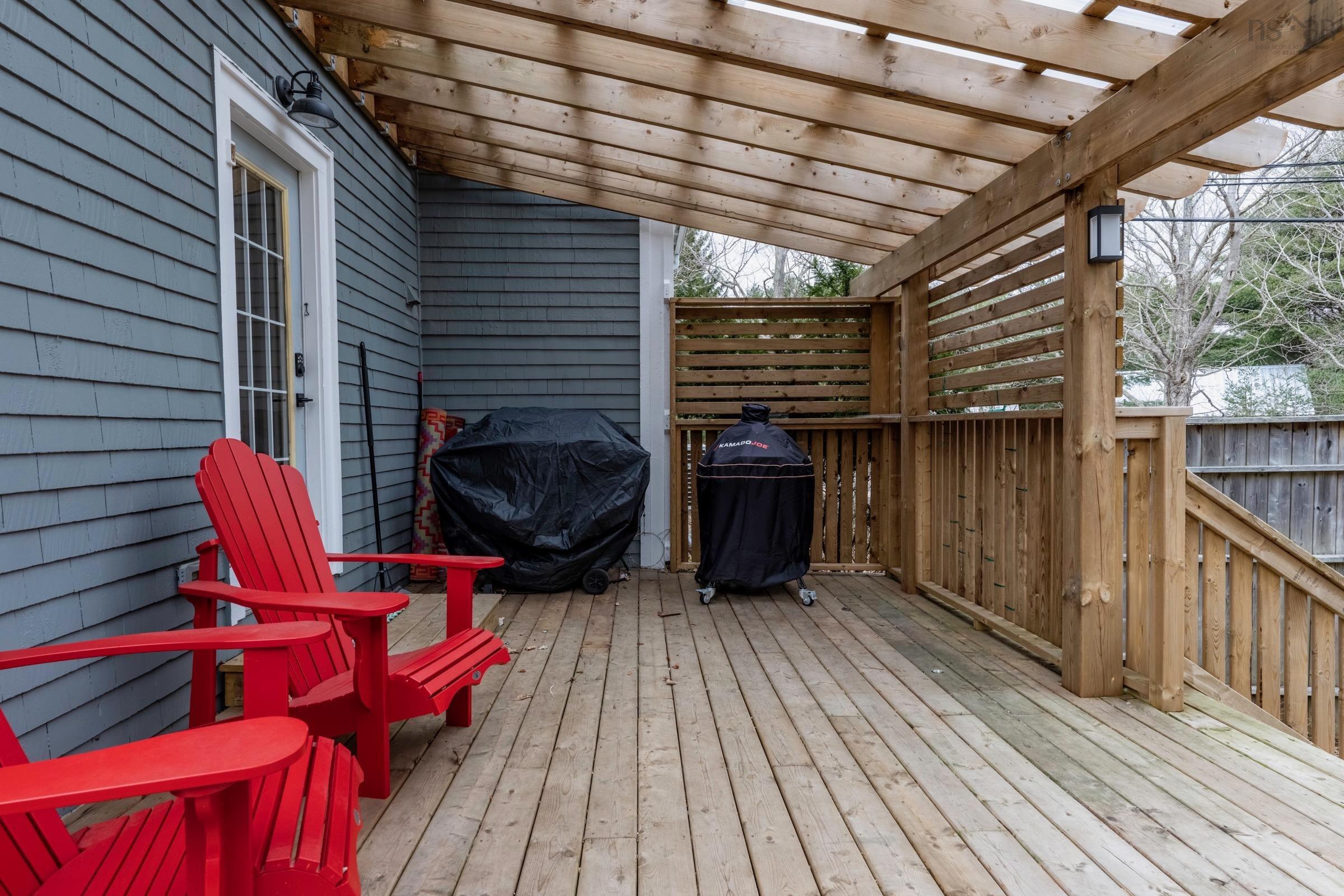 $679,000.00: 260 Main Street, Mahone Bay