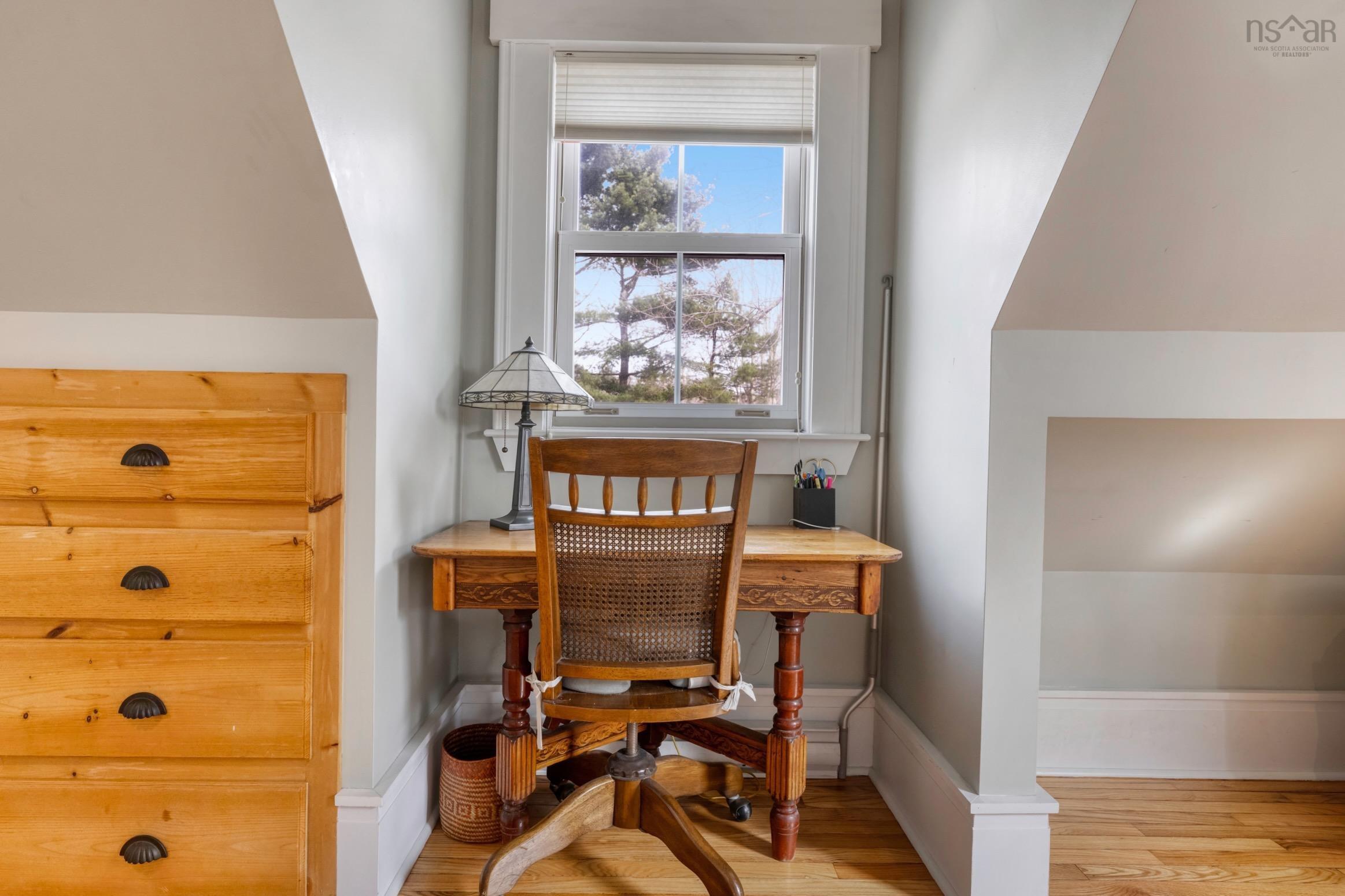 $679,000.00: 260 Main Street, Mahone Bay
