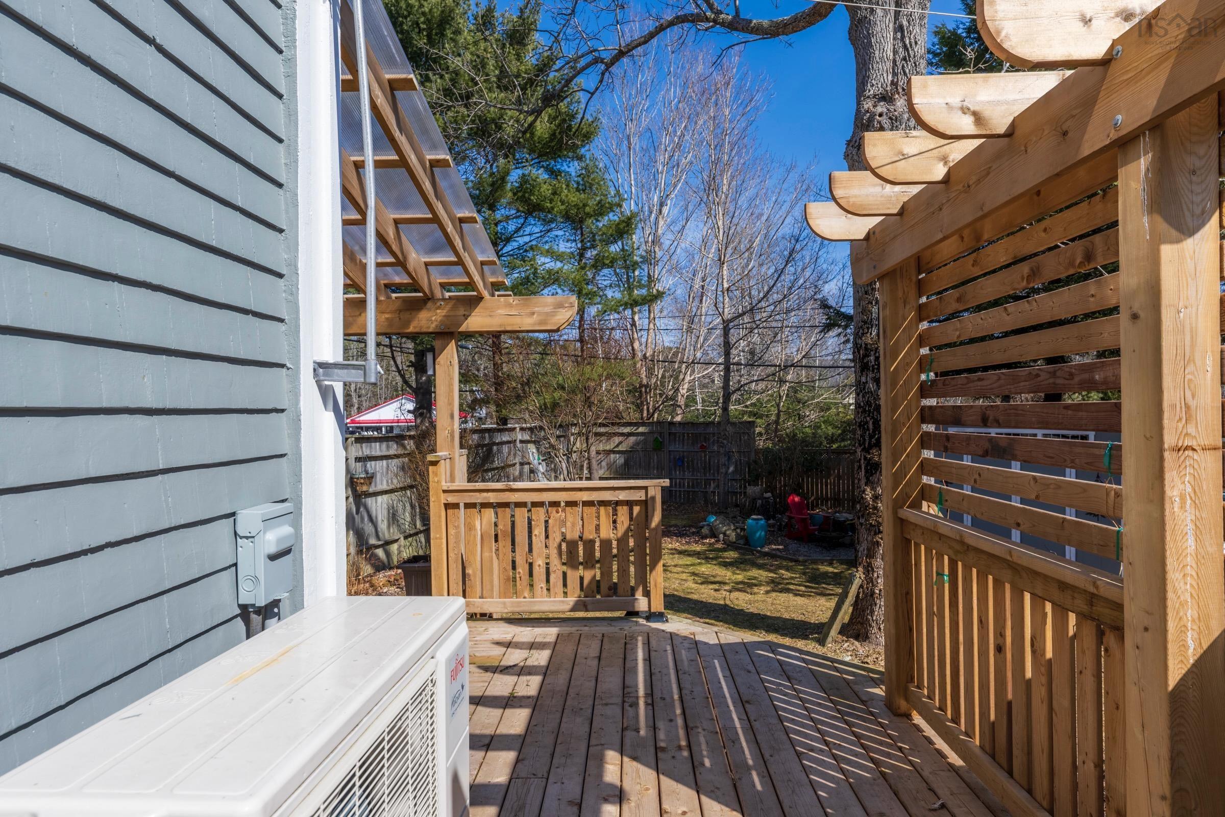 $679,000.00: 260 Main Street, Mahone Bay