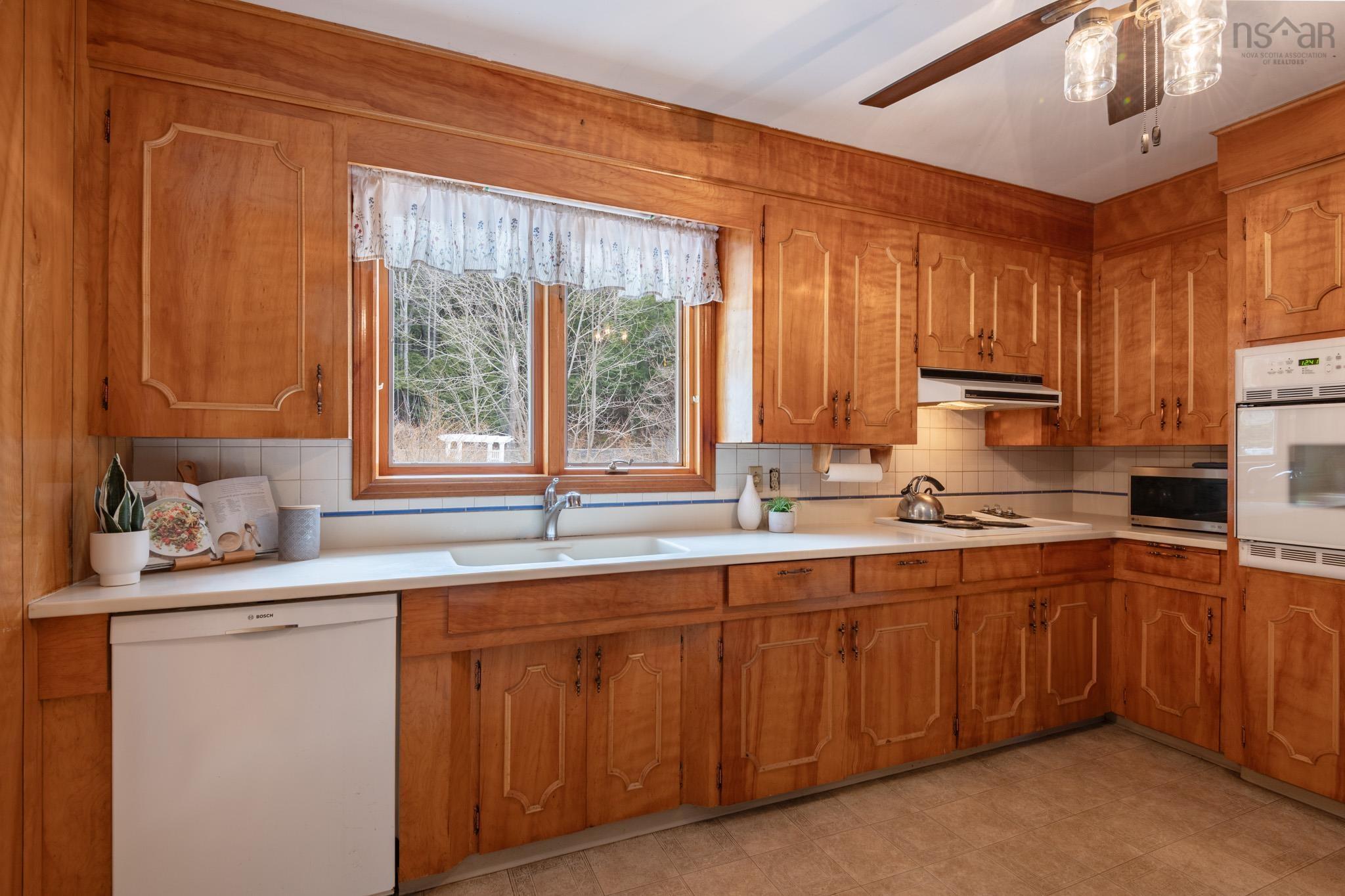 $489,900.00: 4206 Highway 2, Wellington