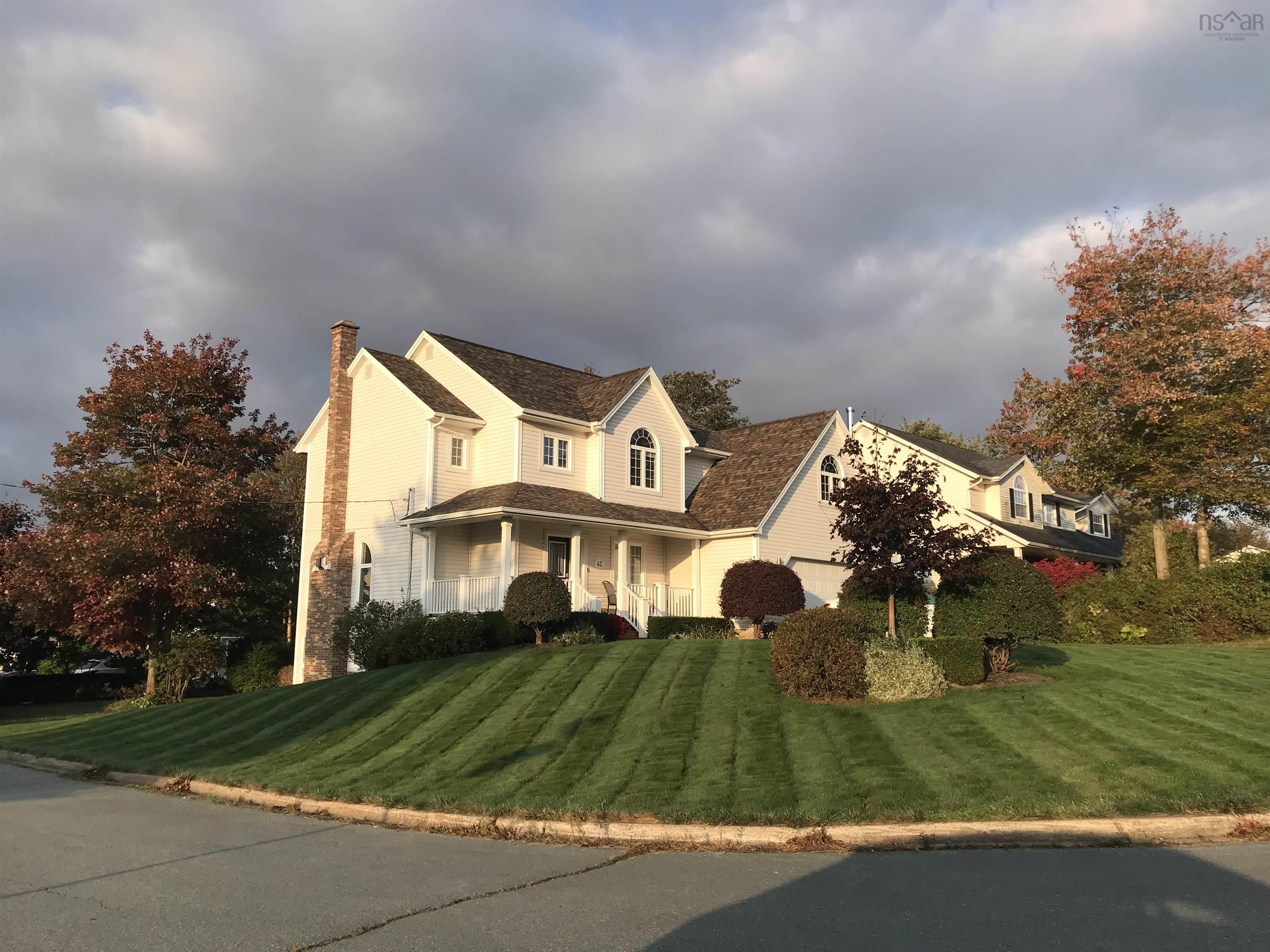 $867,000.00: 42 Saratoga Drive, Dartmouth