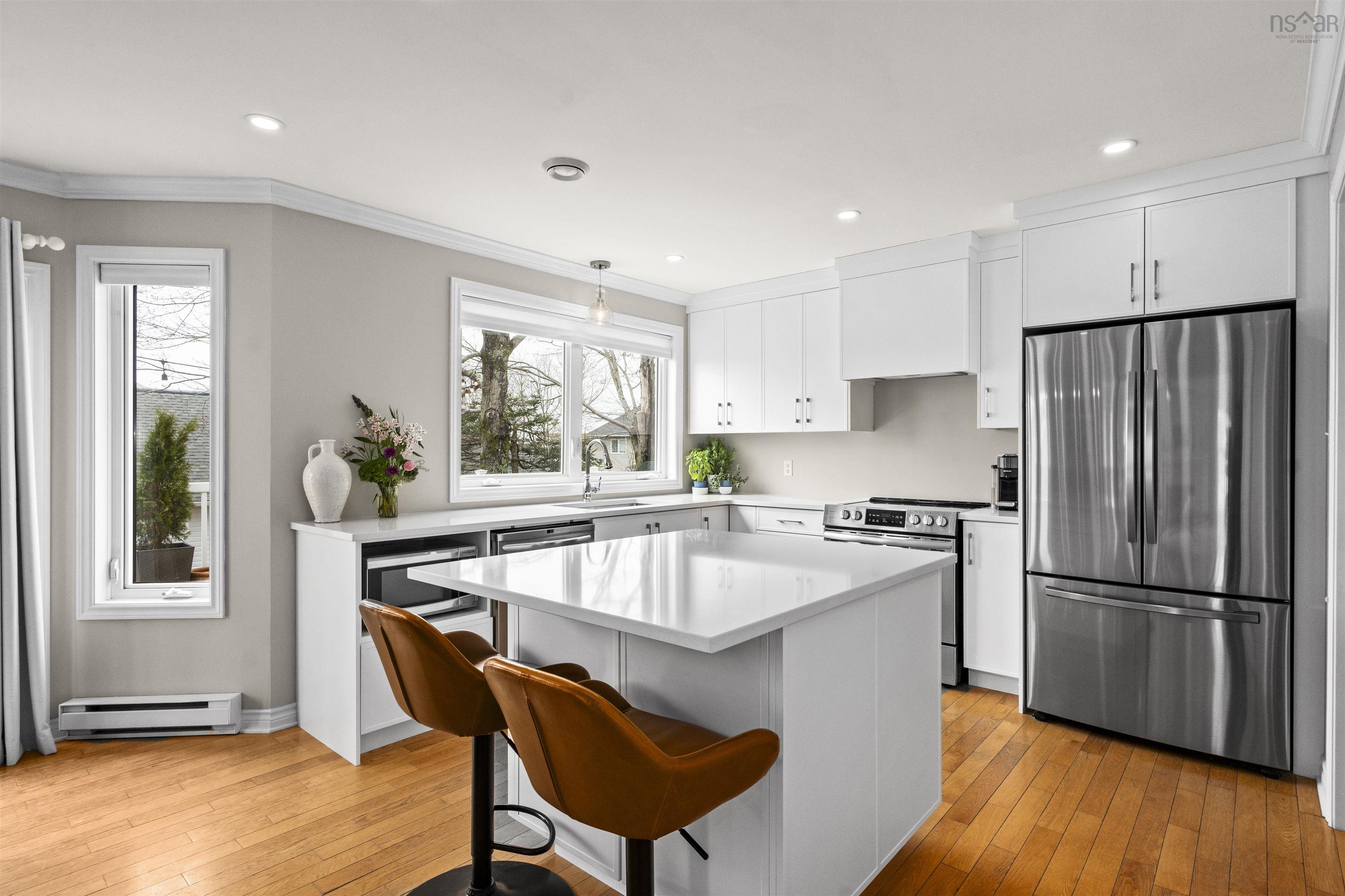$867,000.00: 42 Saratoga Drive, Dartmouth