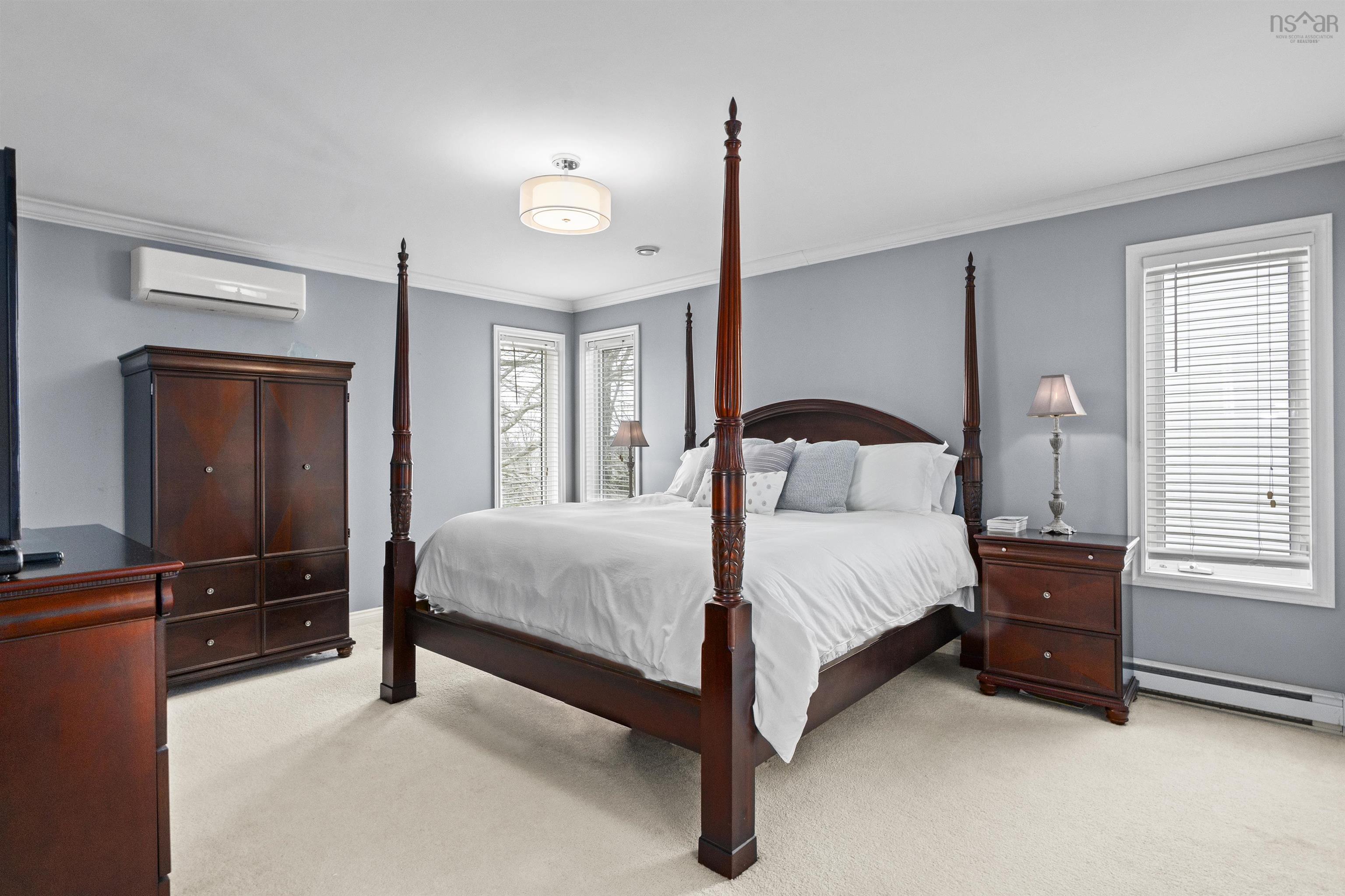 $867,000.00: 42 Saratoga Drive, Dartmouth