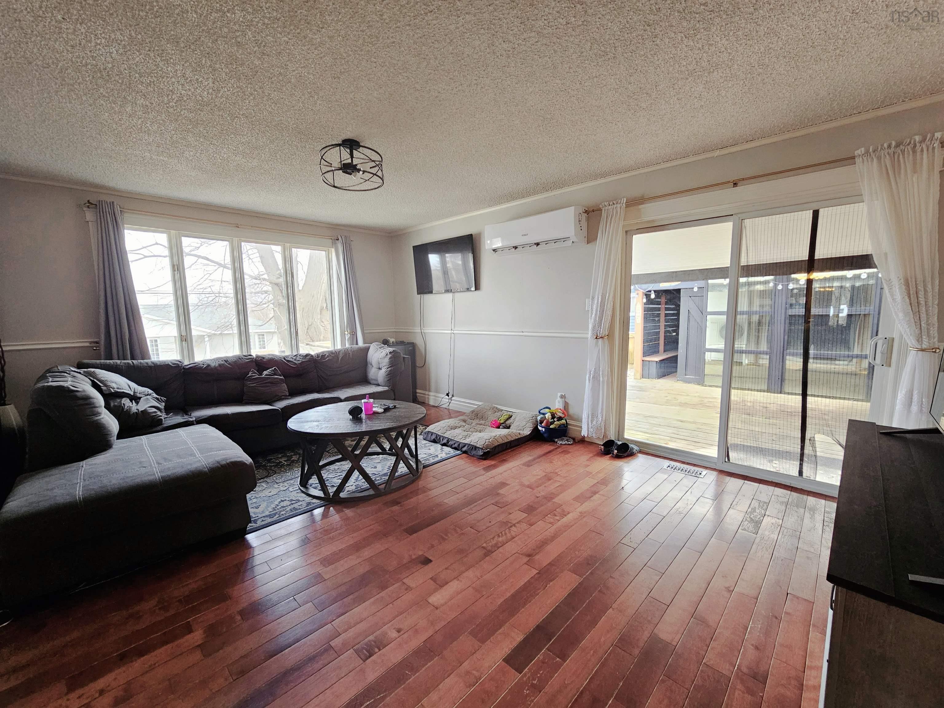 $329,900.00: 150 Rockdale Avenue, Sydney