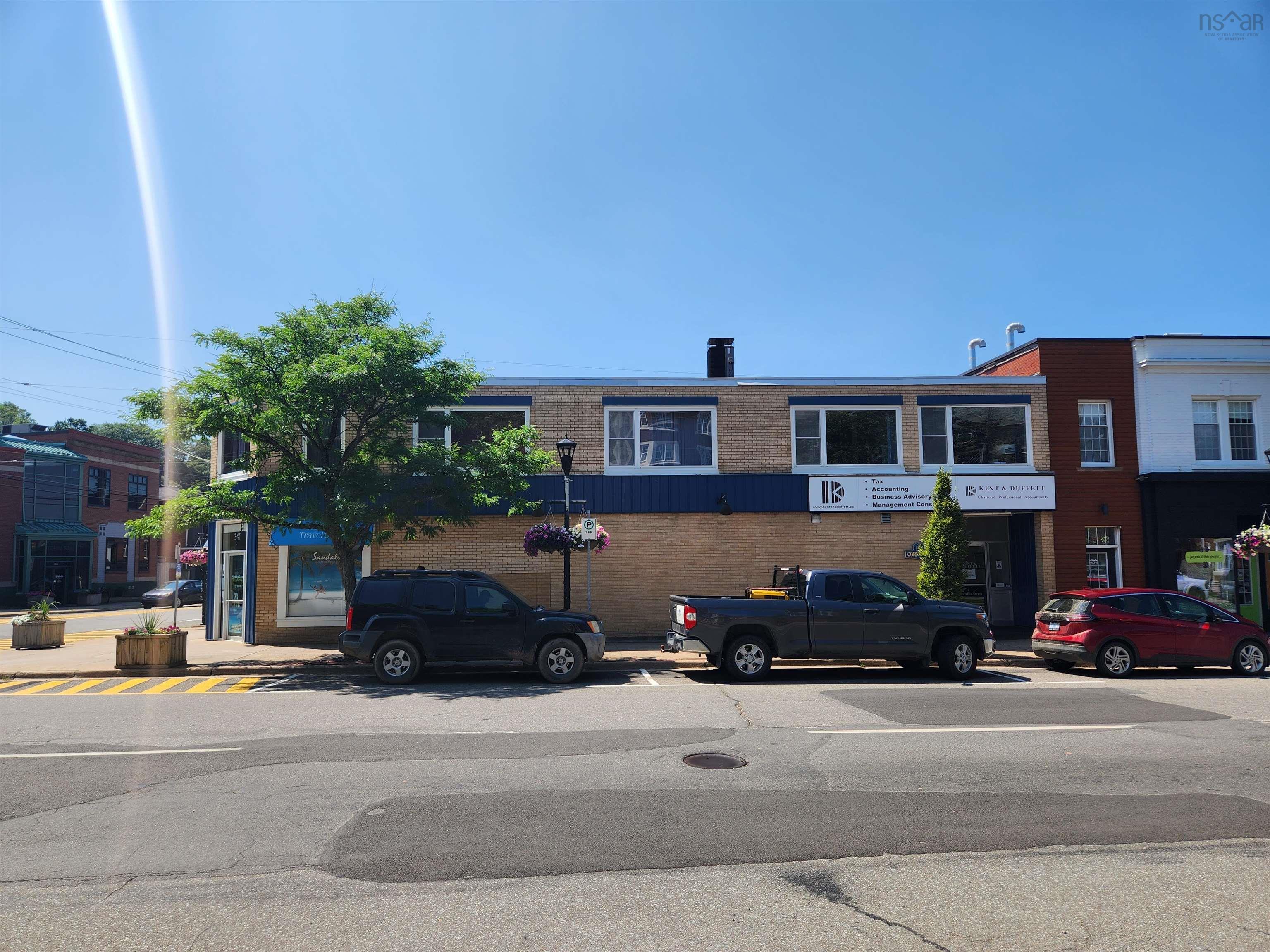 $830,000.00: 4 Bridge Street, Kentville