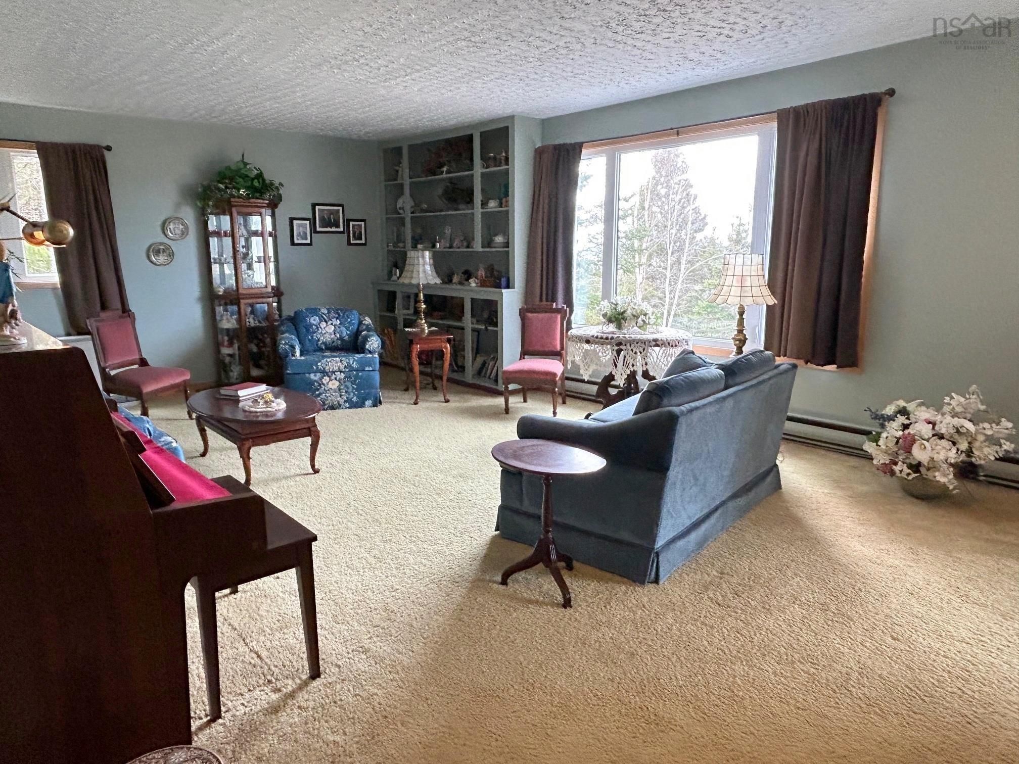 $499,000.00: 68 Mapleview Drive, Chester