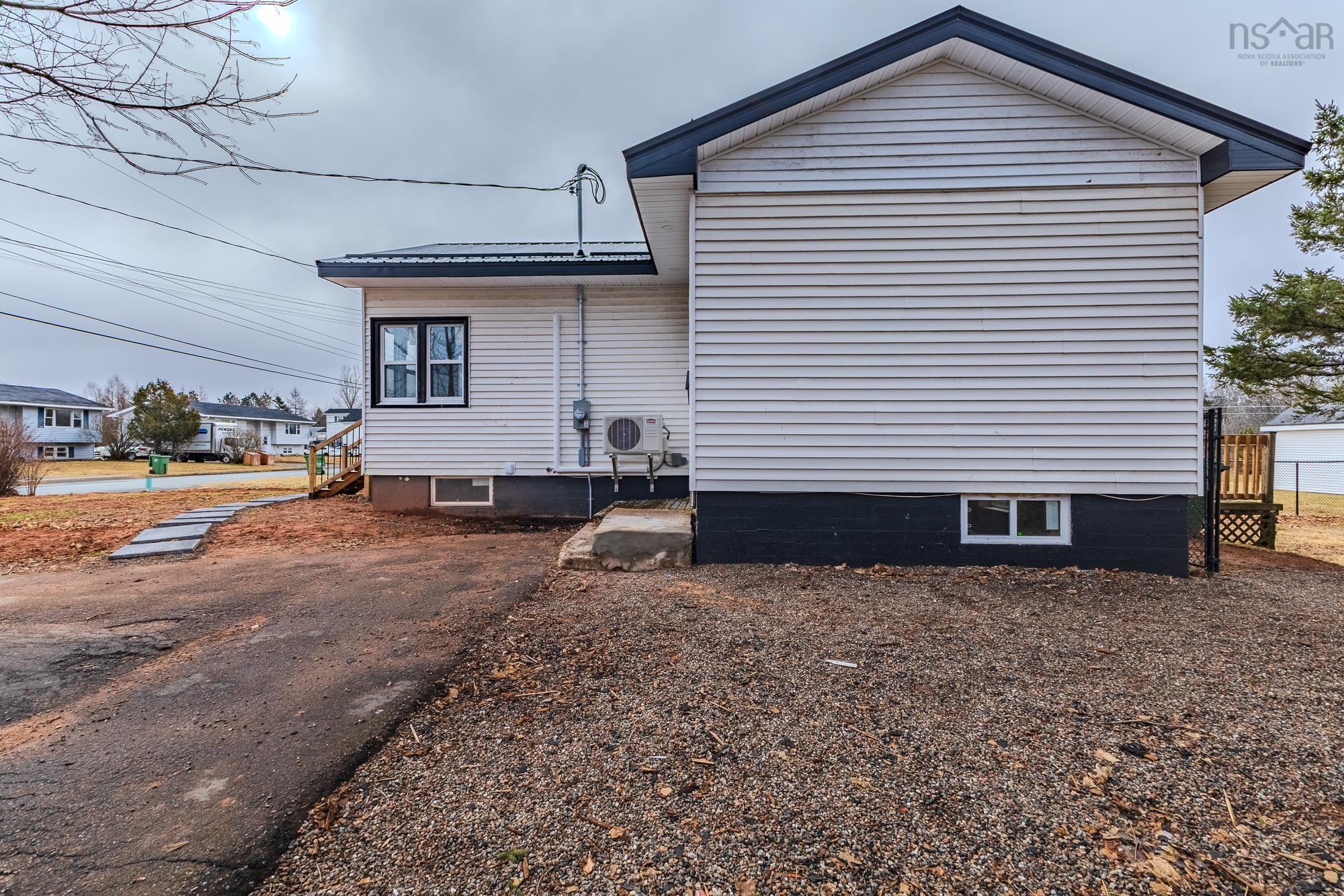 $298,500.00: 83 Hillcrest Avenue, Bible Hill