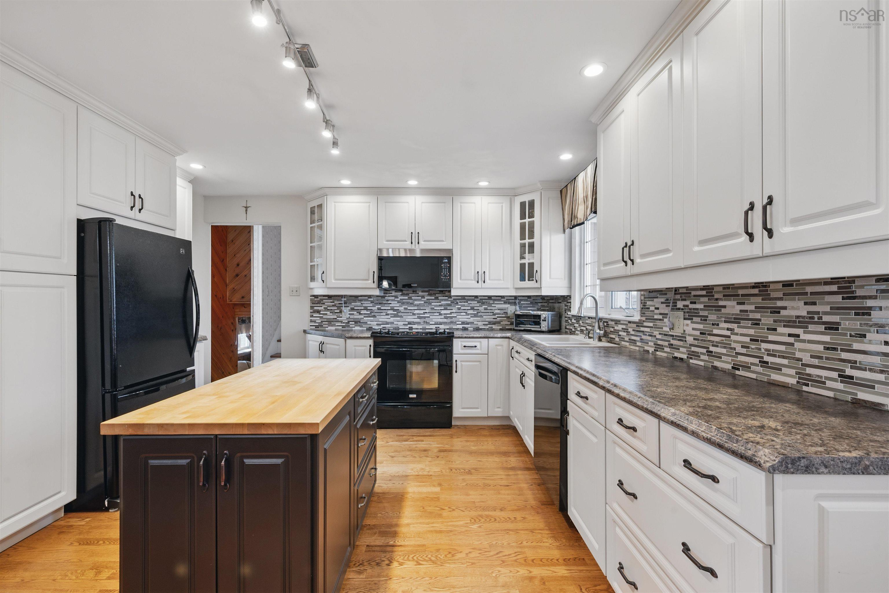 $549,000.00: 88 Mayflower Avenue, Beaver Bank