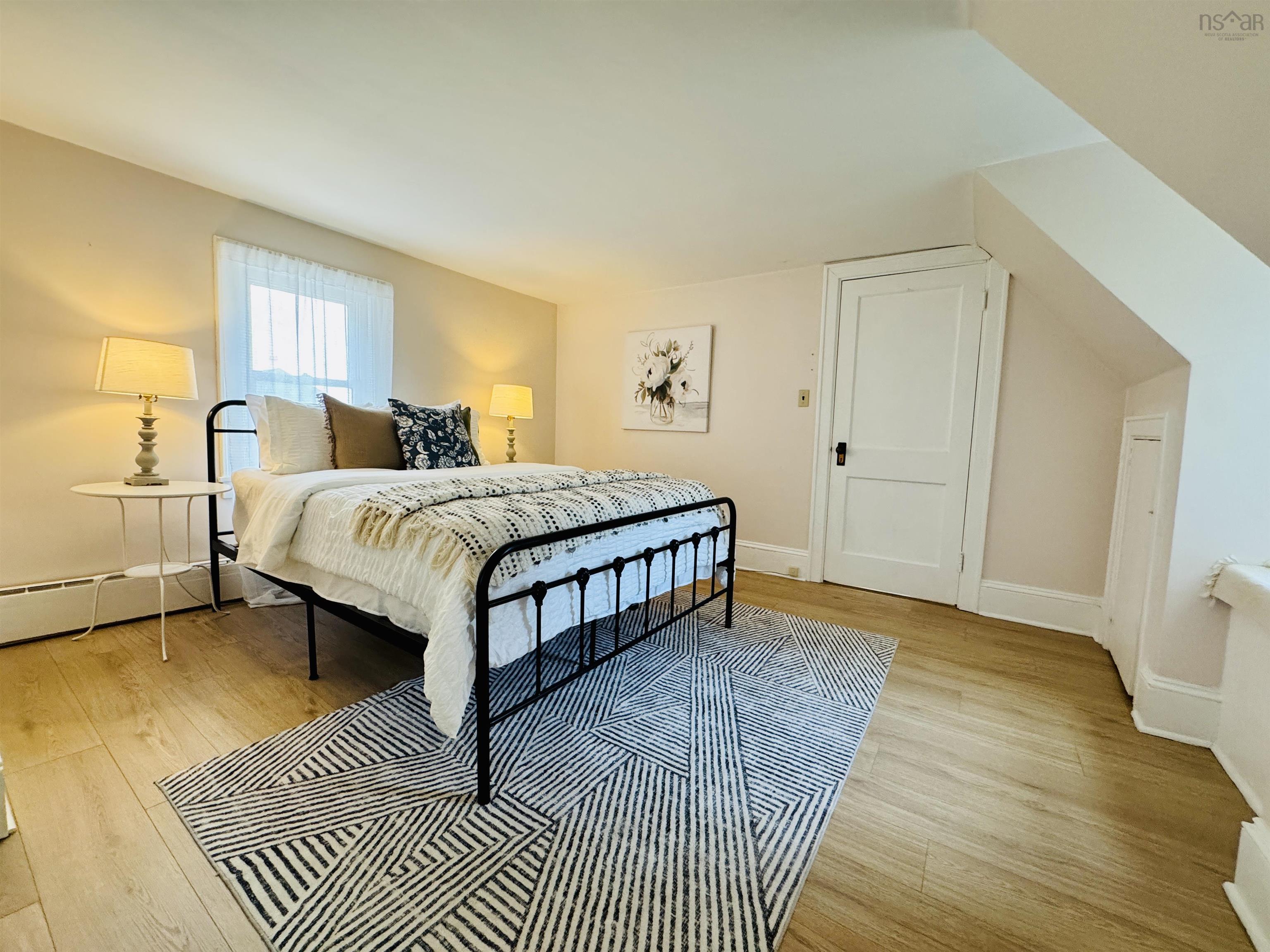 $435,000.00: 5628 Highway 221, Woodville