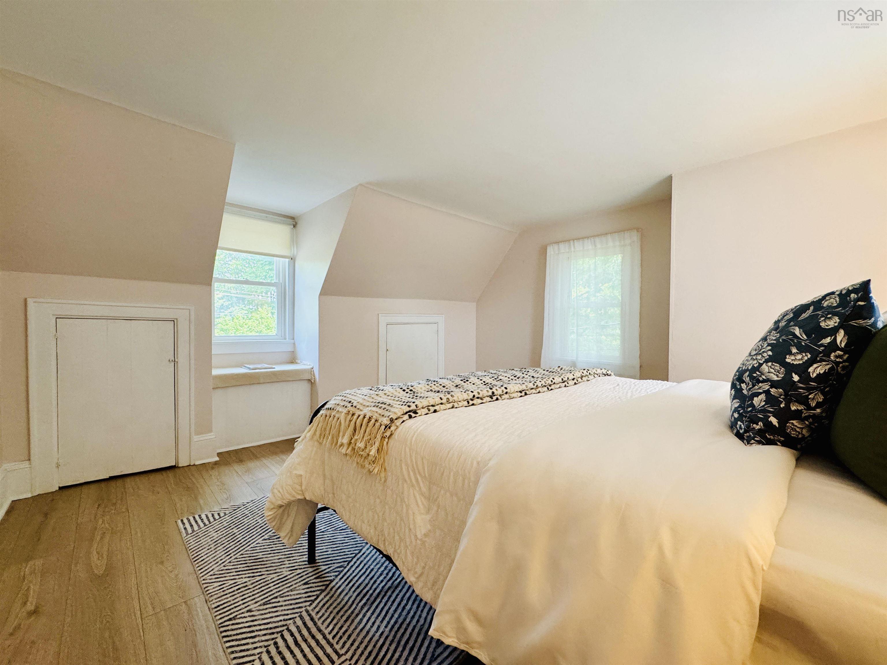 $435,000.00: 5628 Highway 221, Woodville