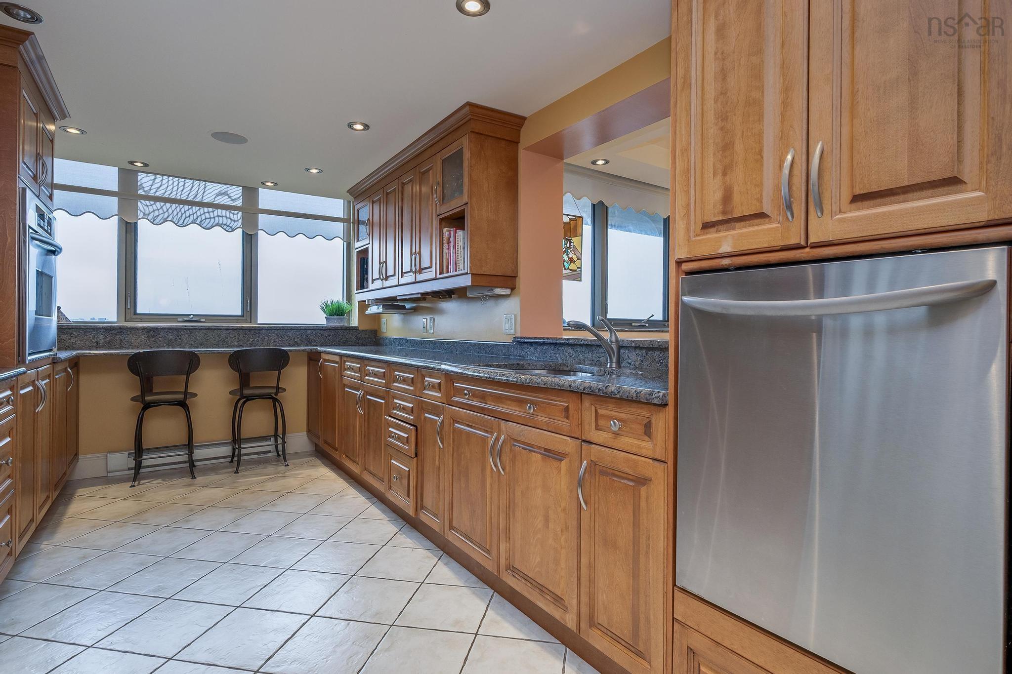 $799,000.00: 406 1 Prince Street, Dartmouth