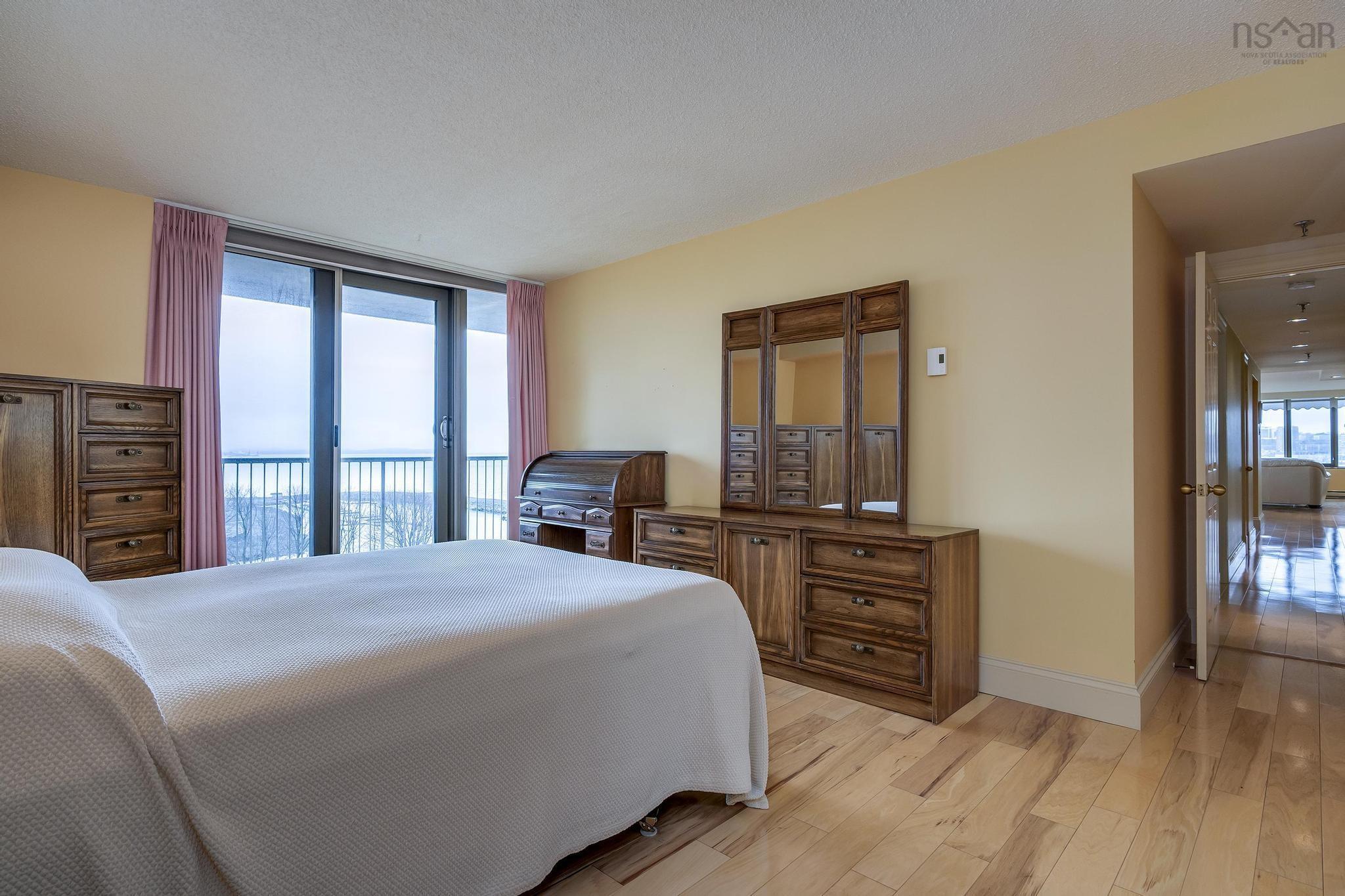 $799,000.00: 406 1 Prince Street, Dartmouth