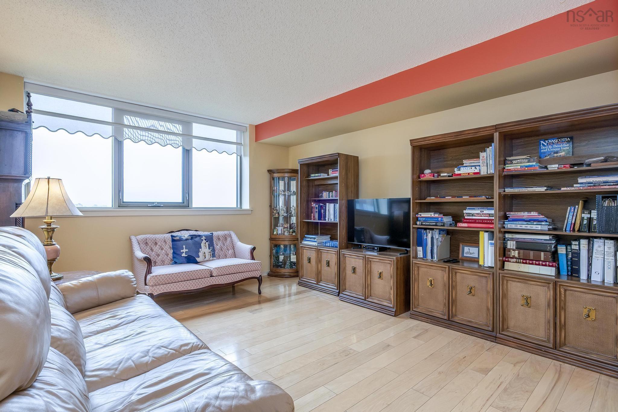 $799,000.00: 406 1 Prince Street, Dartmouth
