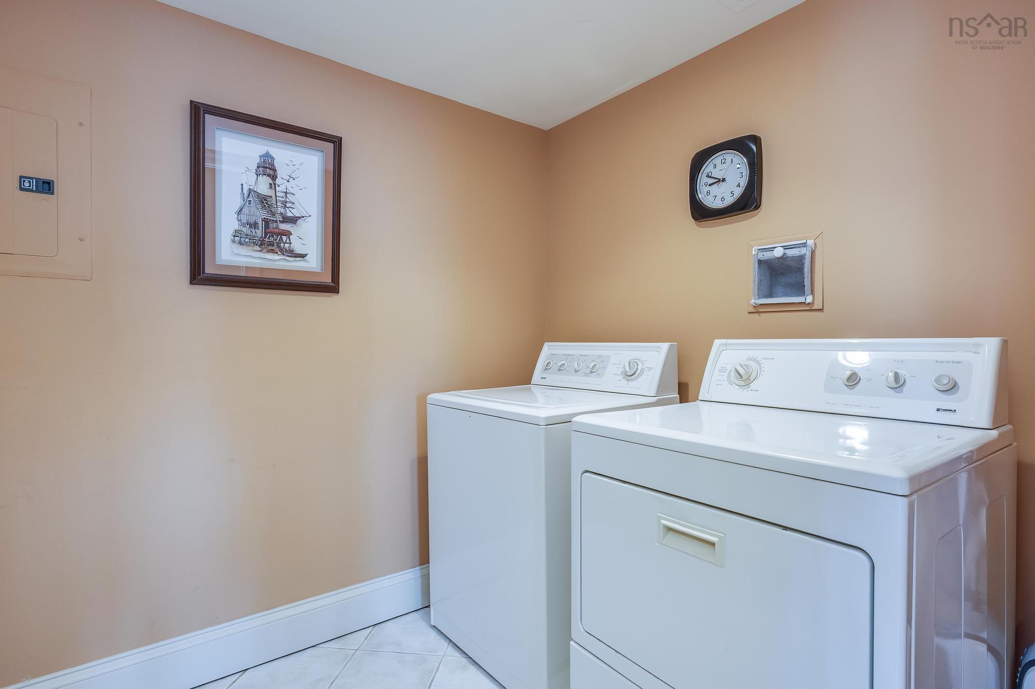 $799,000.00: 406 1 Prince Street, Dartmouth