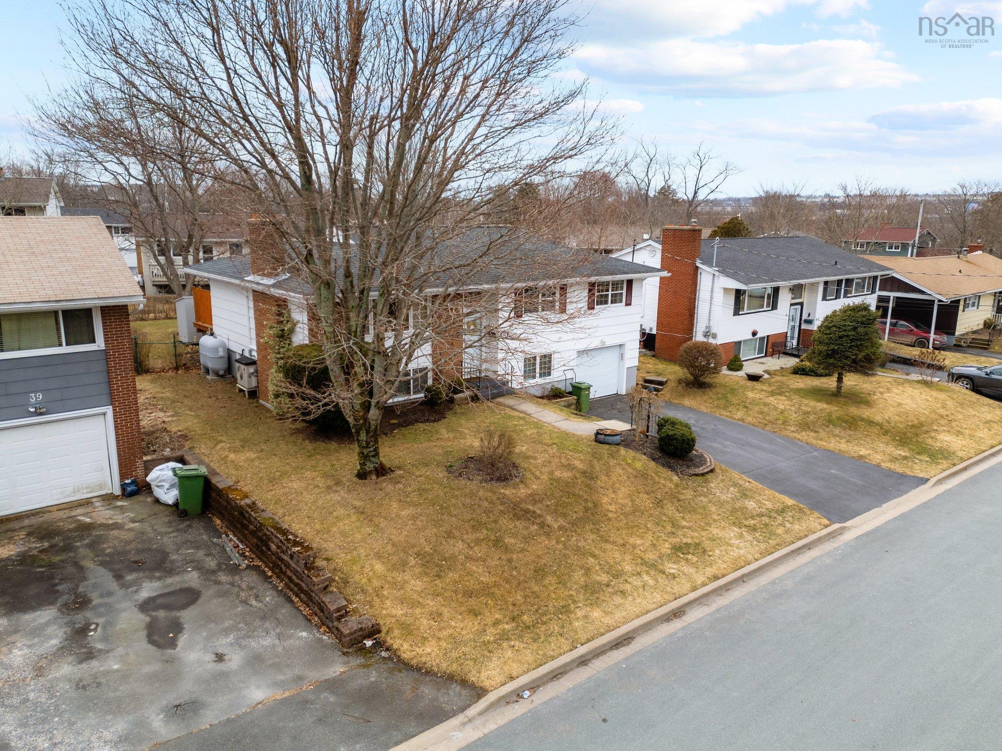 $549,900.00: 41 Landrace Crescent, Dartmouth