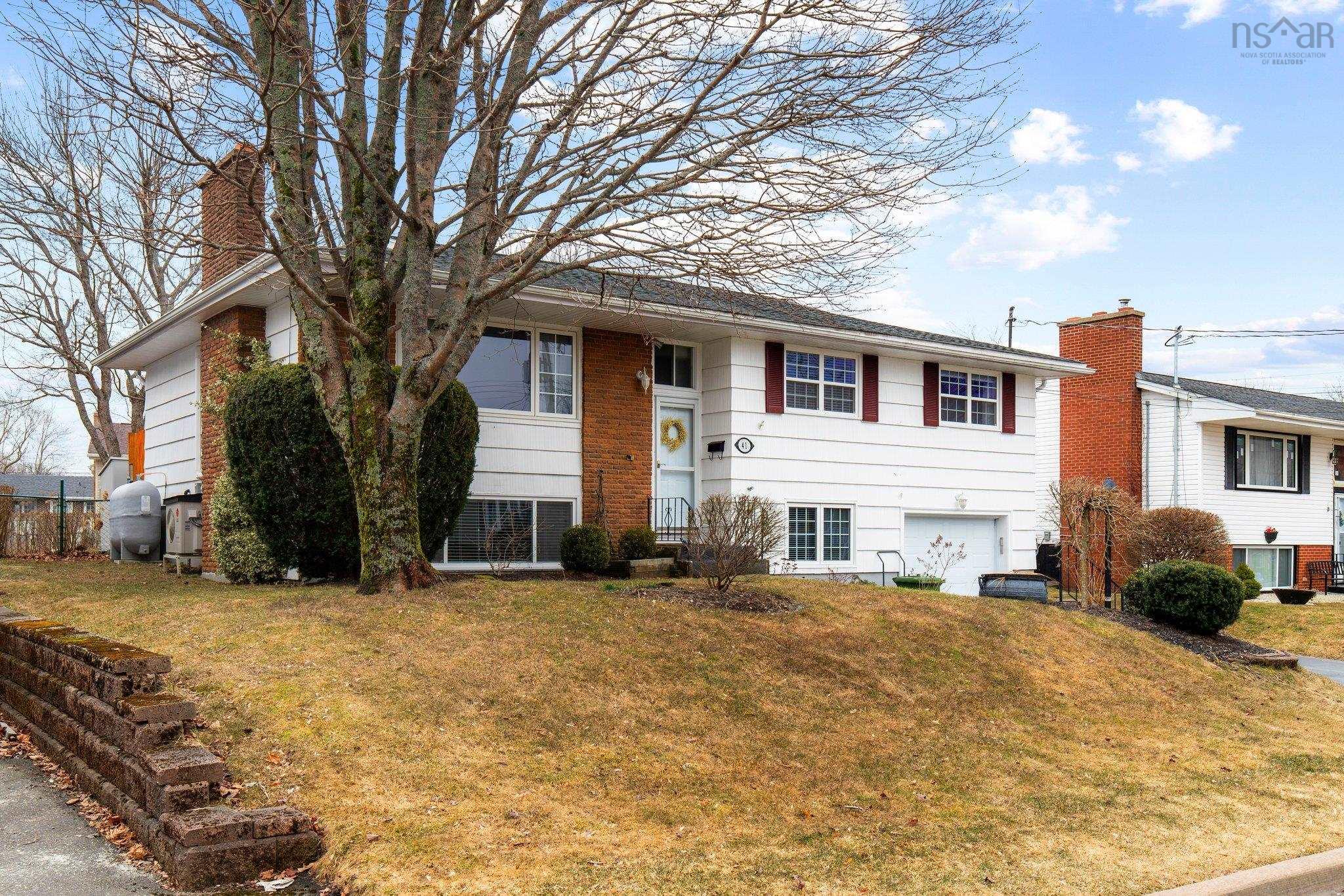 $549,900.00: 41 Landrace Crescent, Dartmouth